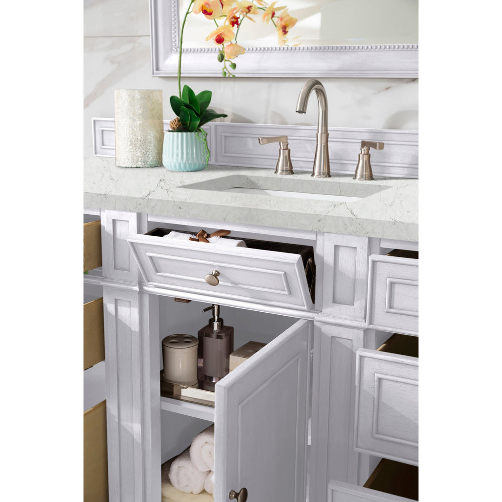 Bright White / Eternal Jasmine Pearl - 3 Faucet Holes