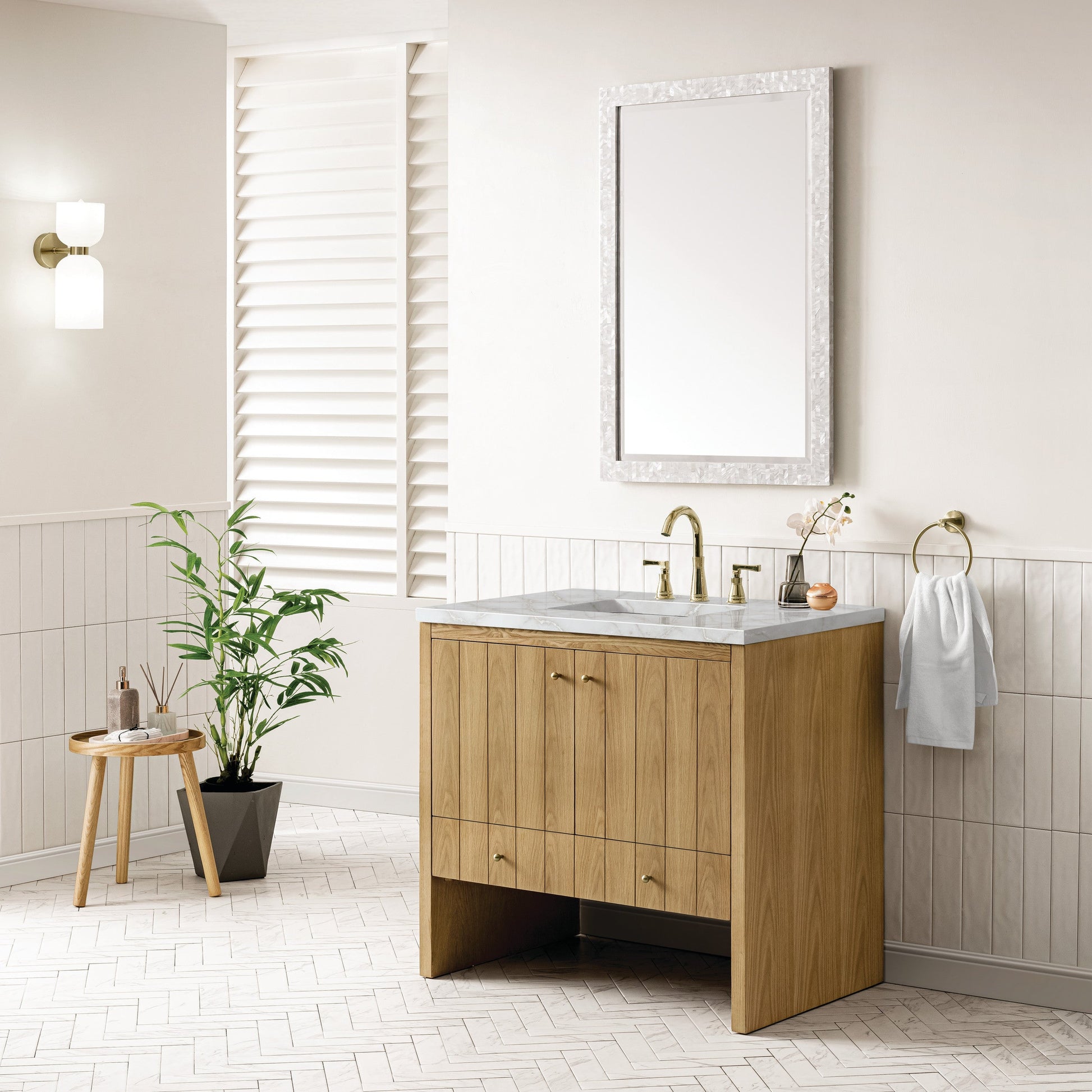 Light Natural Oak / Victorian Silver - 3 Faucet Holes