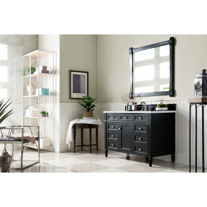 Black Onyx / Carrara White - 3 Faucet Holes