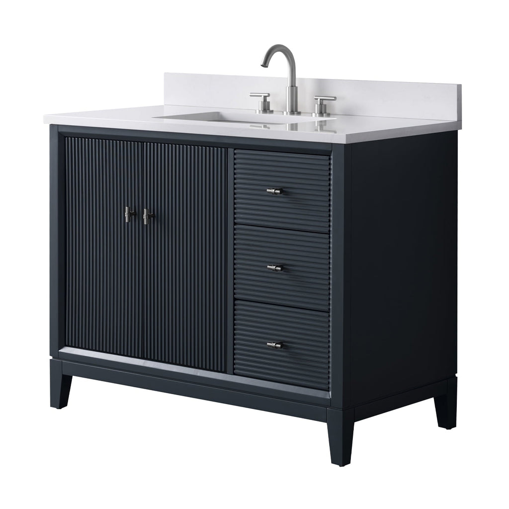 Linear Vintage Spruce Blue / Brushed Nickel
