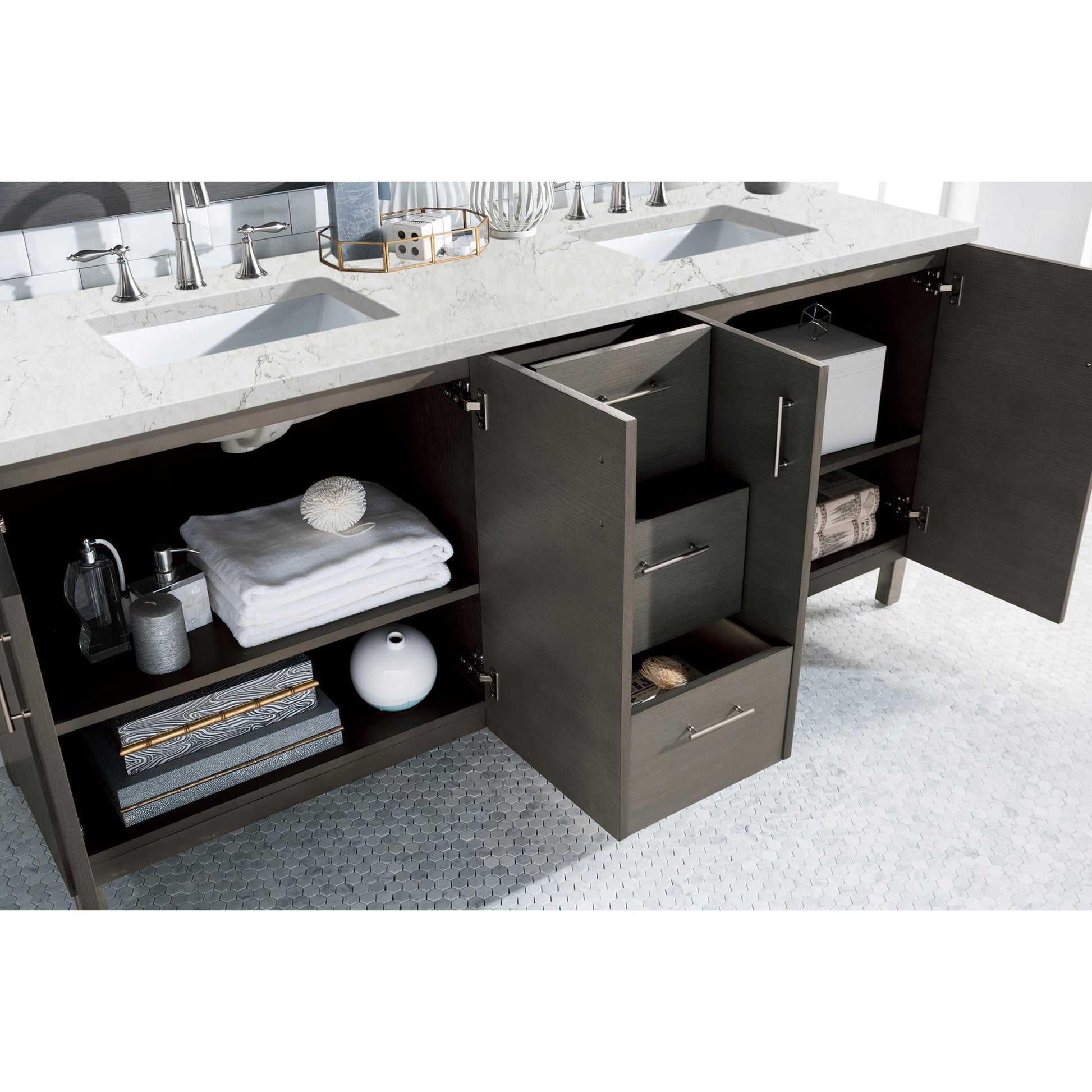 Silver Oak / Eternal Jasmine Pearl - 3 Faucet Holes