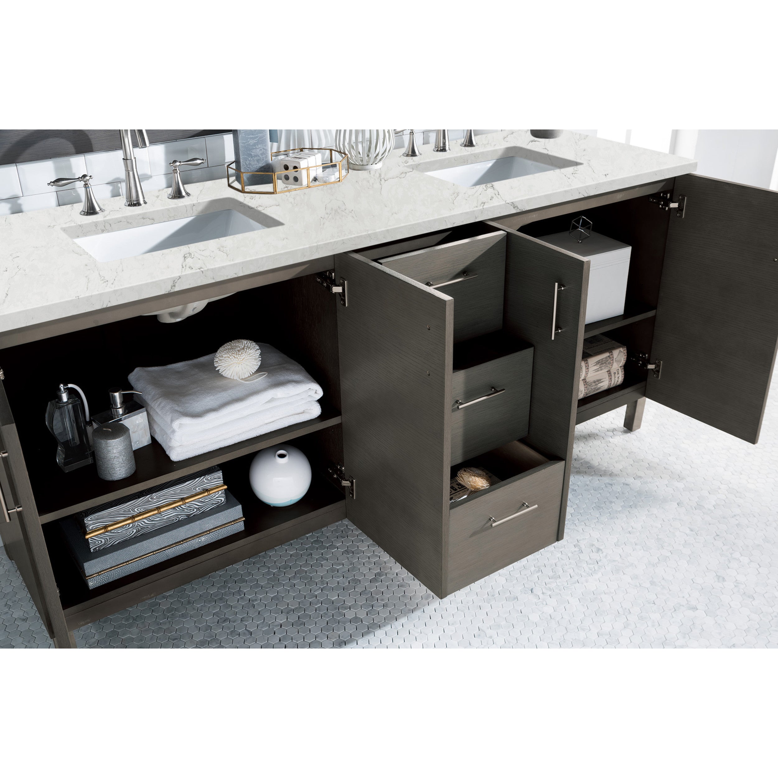 Silver Oak / Eternal Jasmine Pearl - 3 Faucet Holes