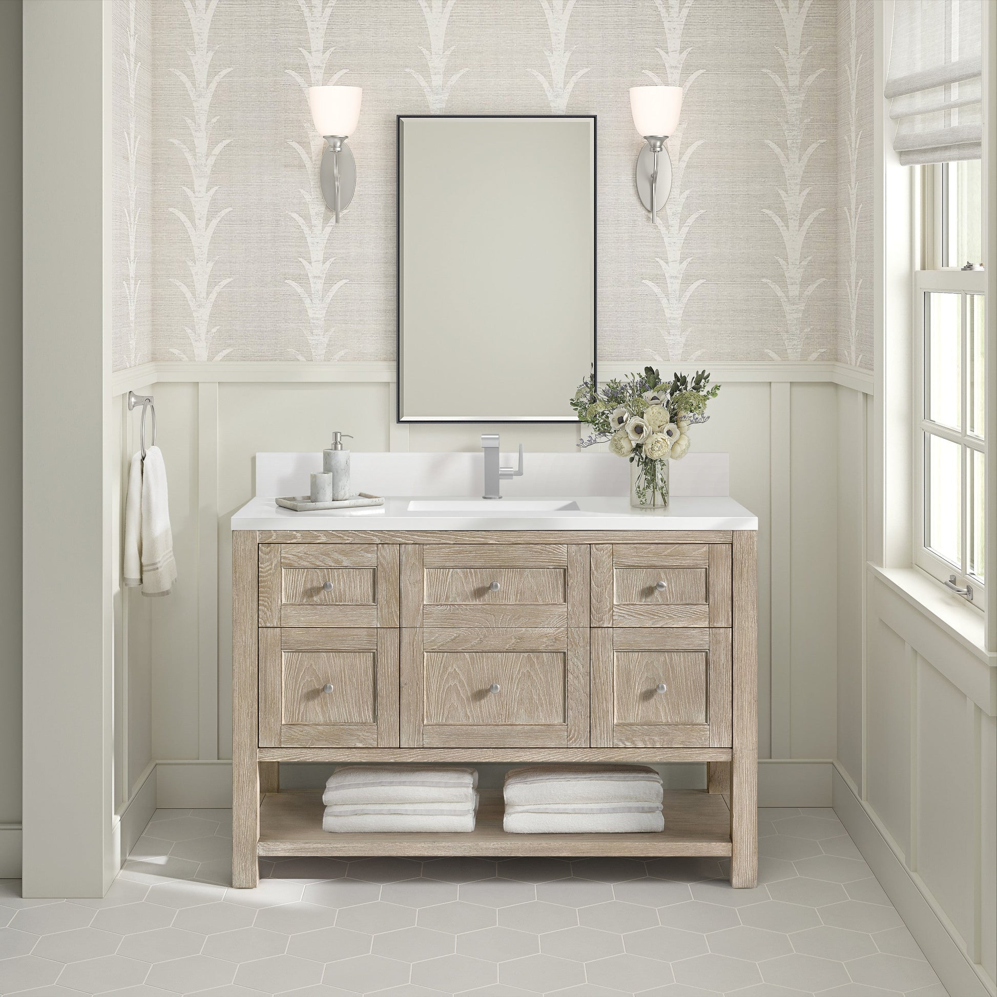 Whitewashed Oak / White Zeus - 1 Faucet Hole