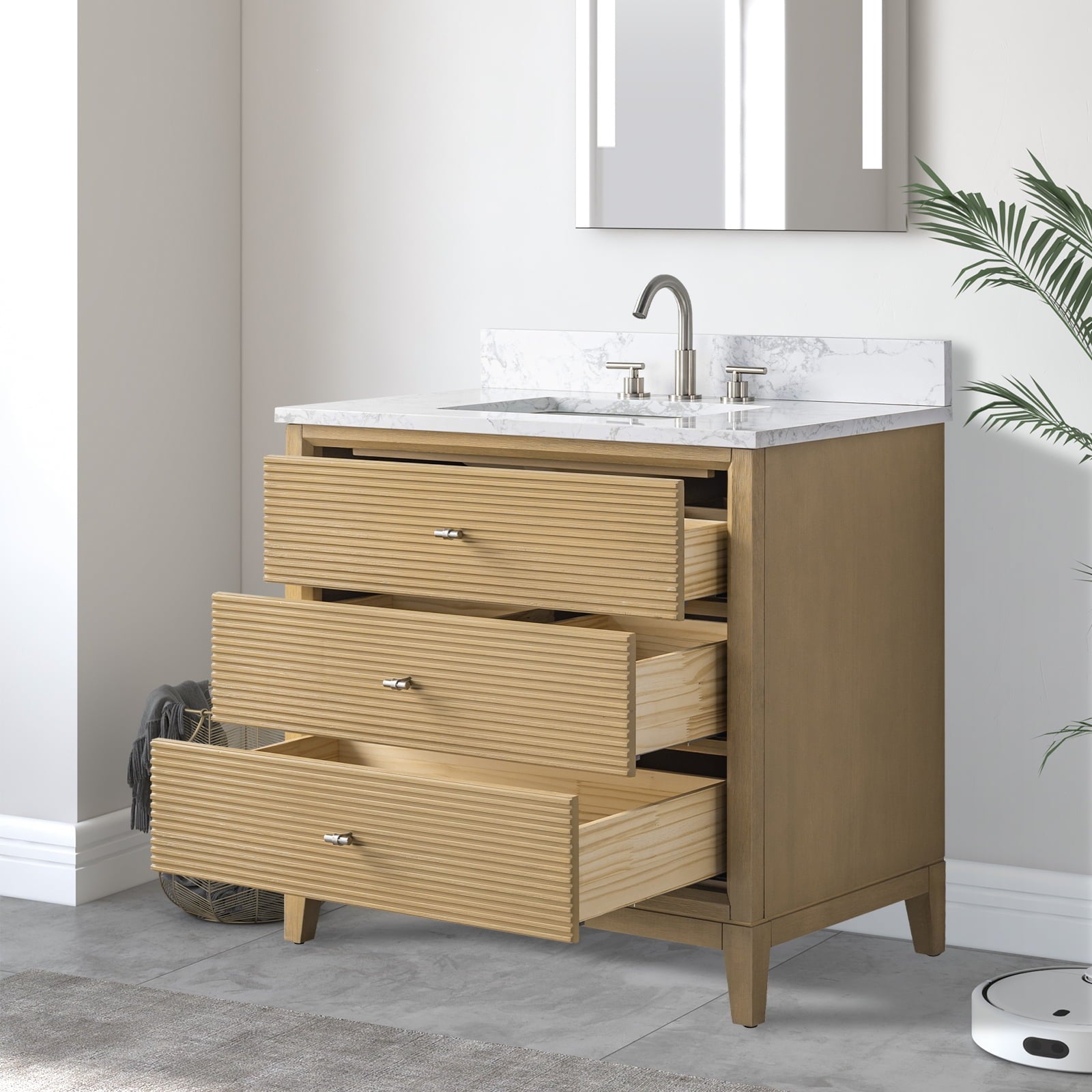 Linear Natural Oak / Brushed Nickel