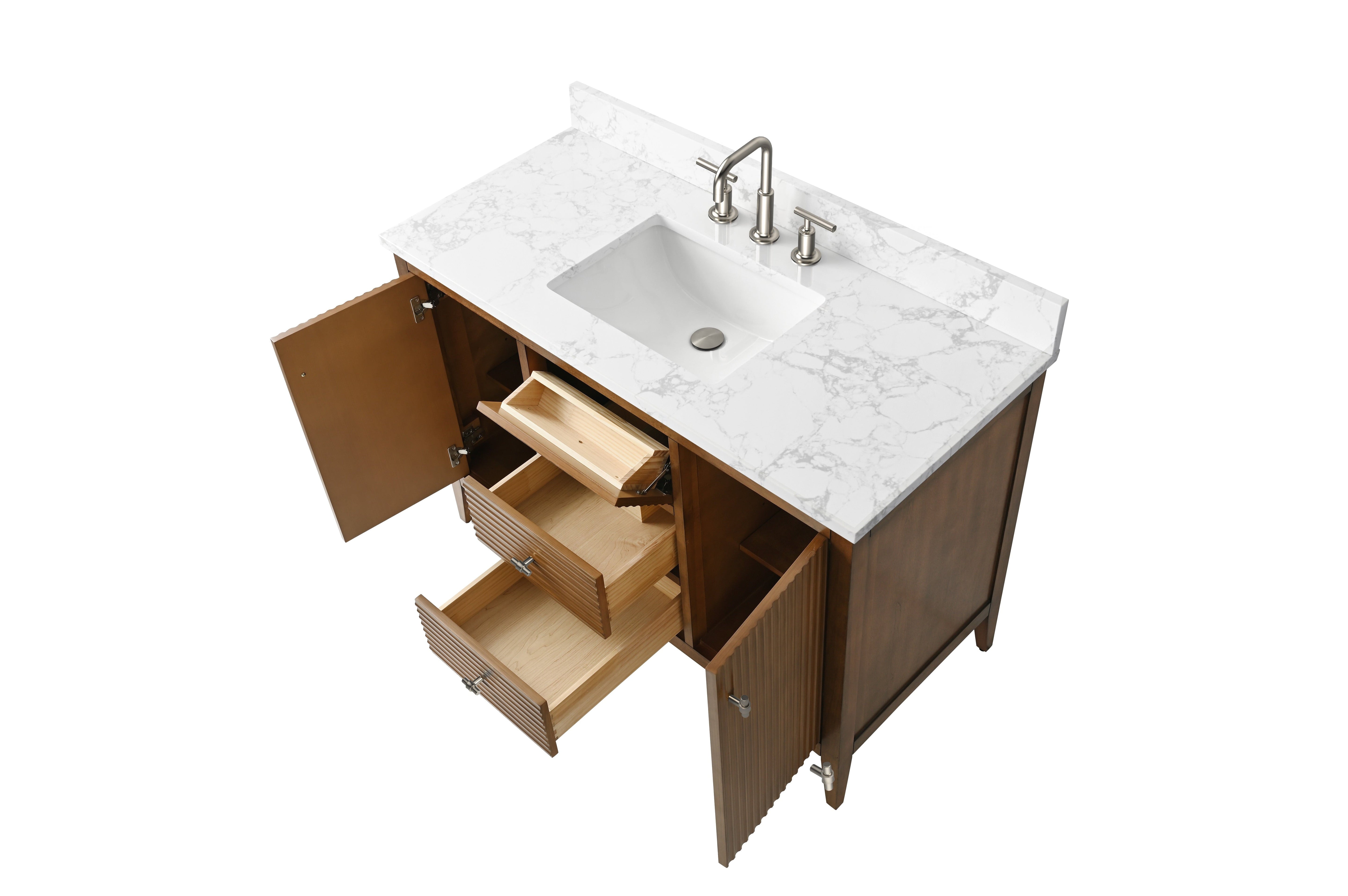 Linear Walnut / Brushed Nickel
