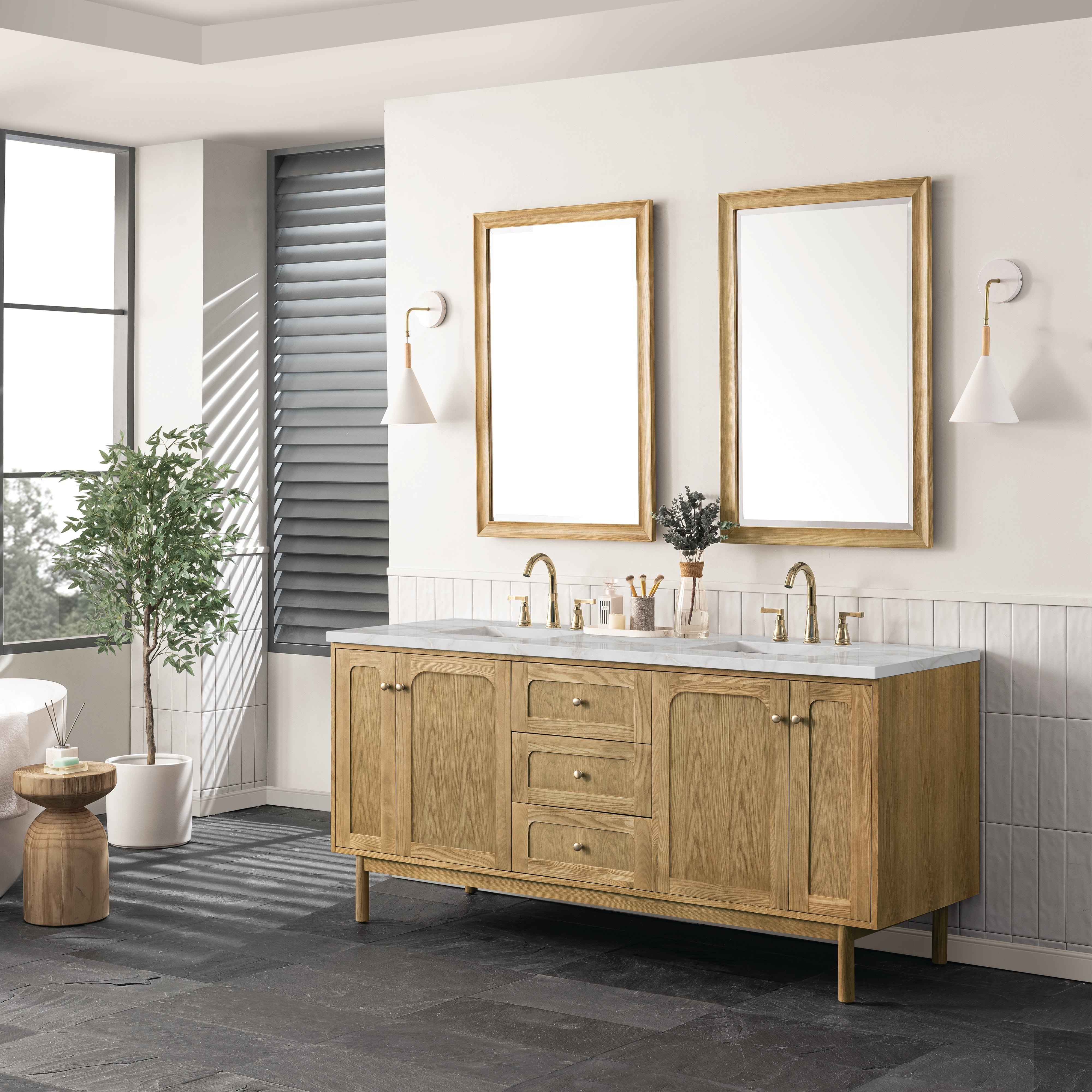 Light Natural Oak / Victorian Silver - 3 Faucet Holes