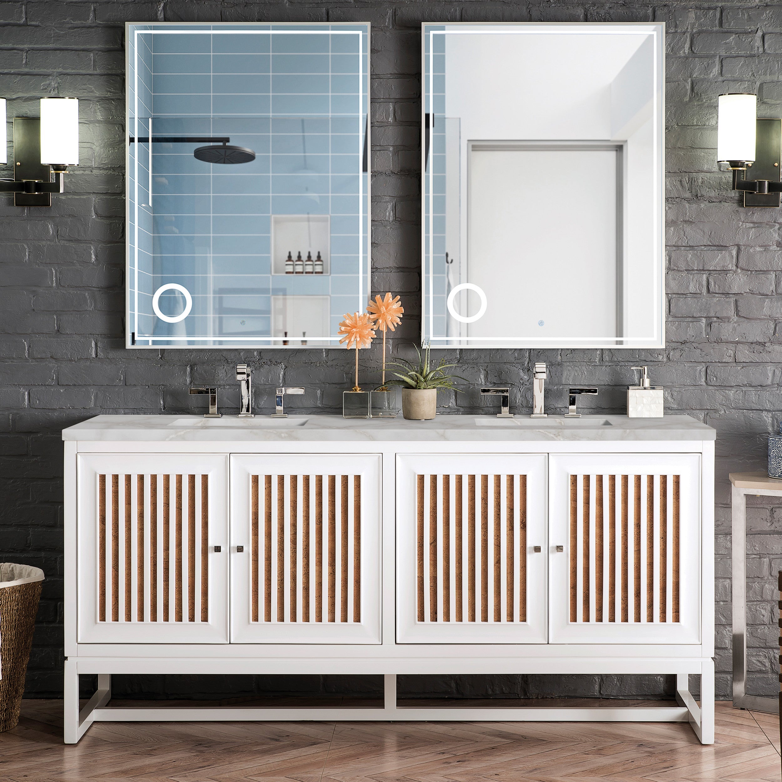 Glossy White / Victorian Silver - 3 Faucet Holes