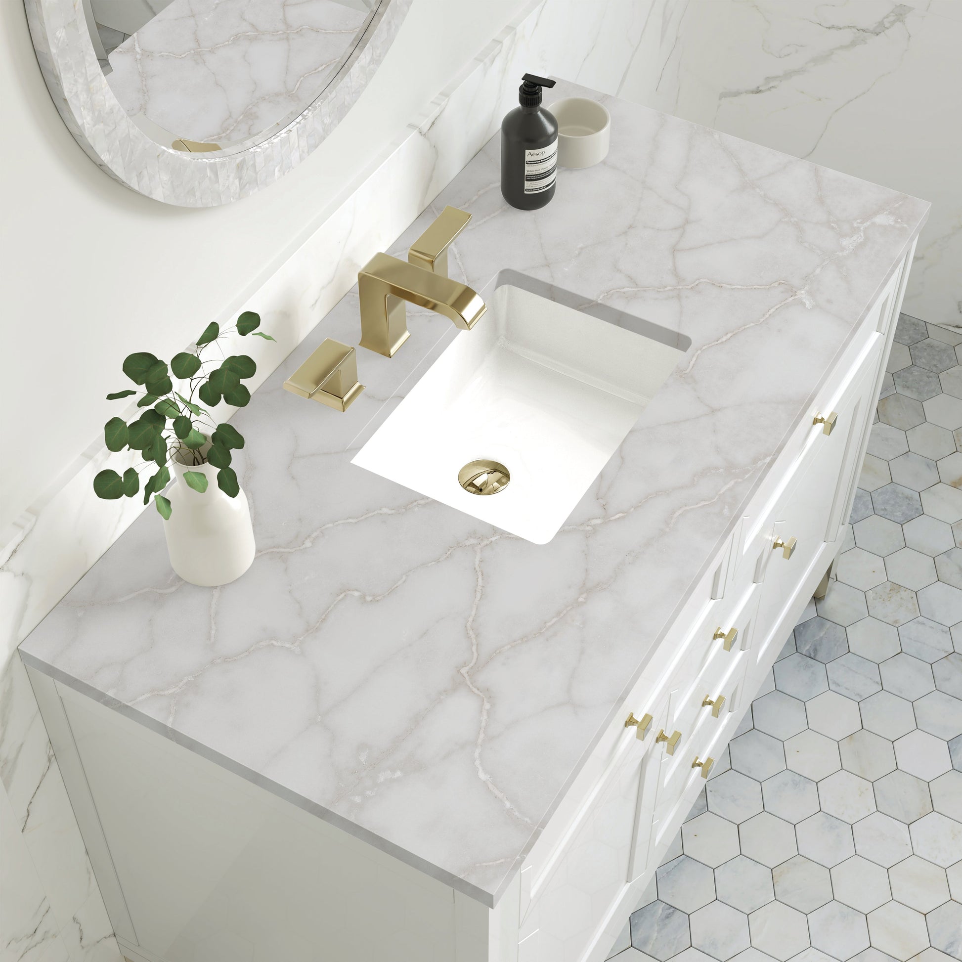 Glossy White / Victorian Silver - 3 Faucet Holes