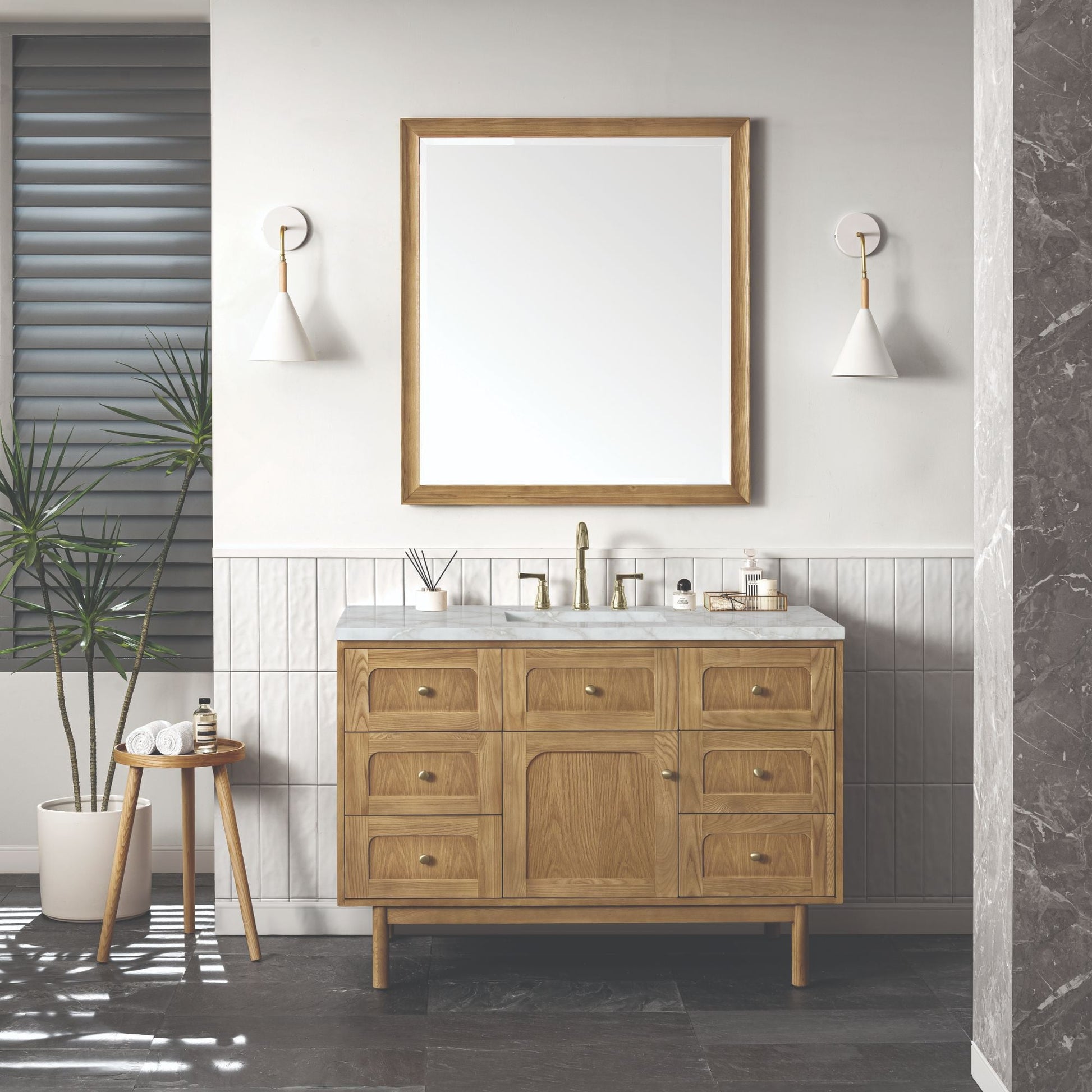 Light Natural Oak / Victorian Silver - 3 Faucet Holes