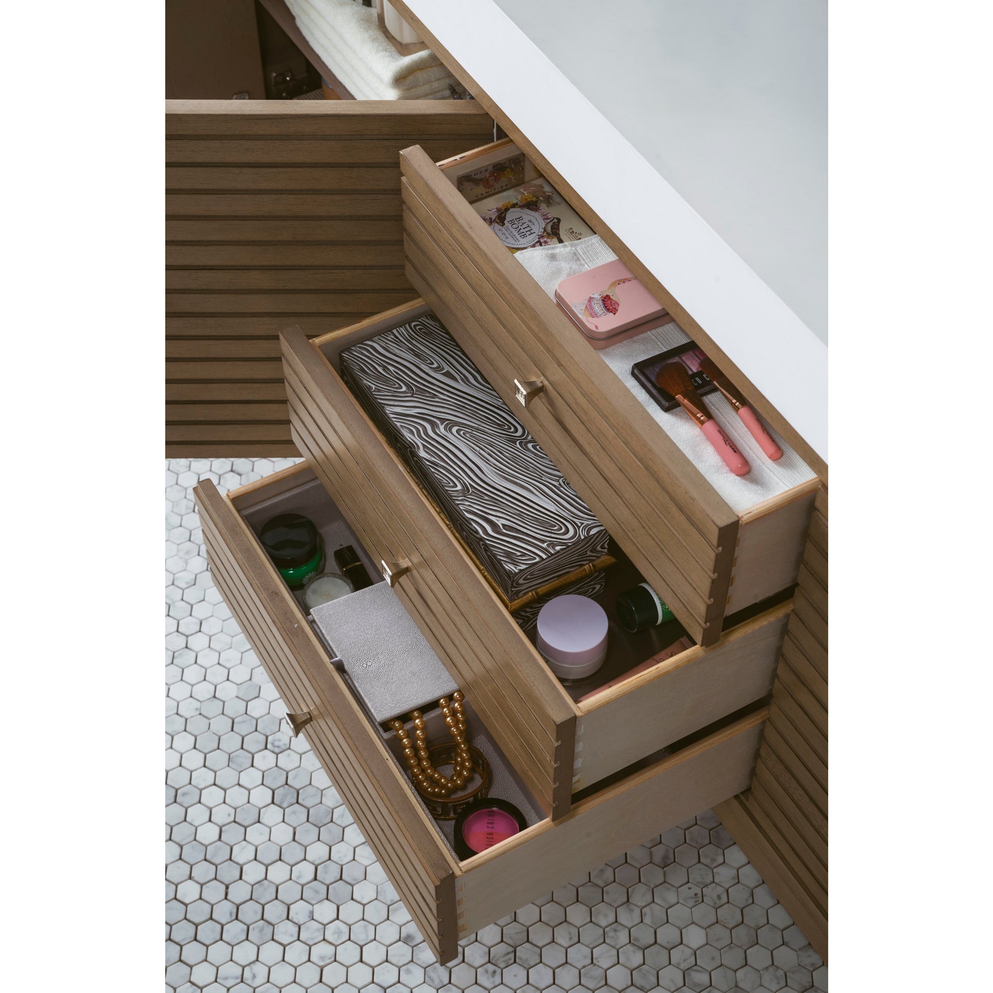 Whitewashed Walnut / Glossy White - 1 Faucet Hole