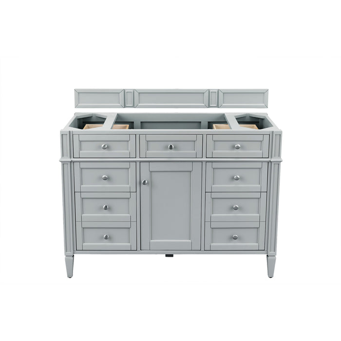 Urban Gray / No Countertop
