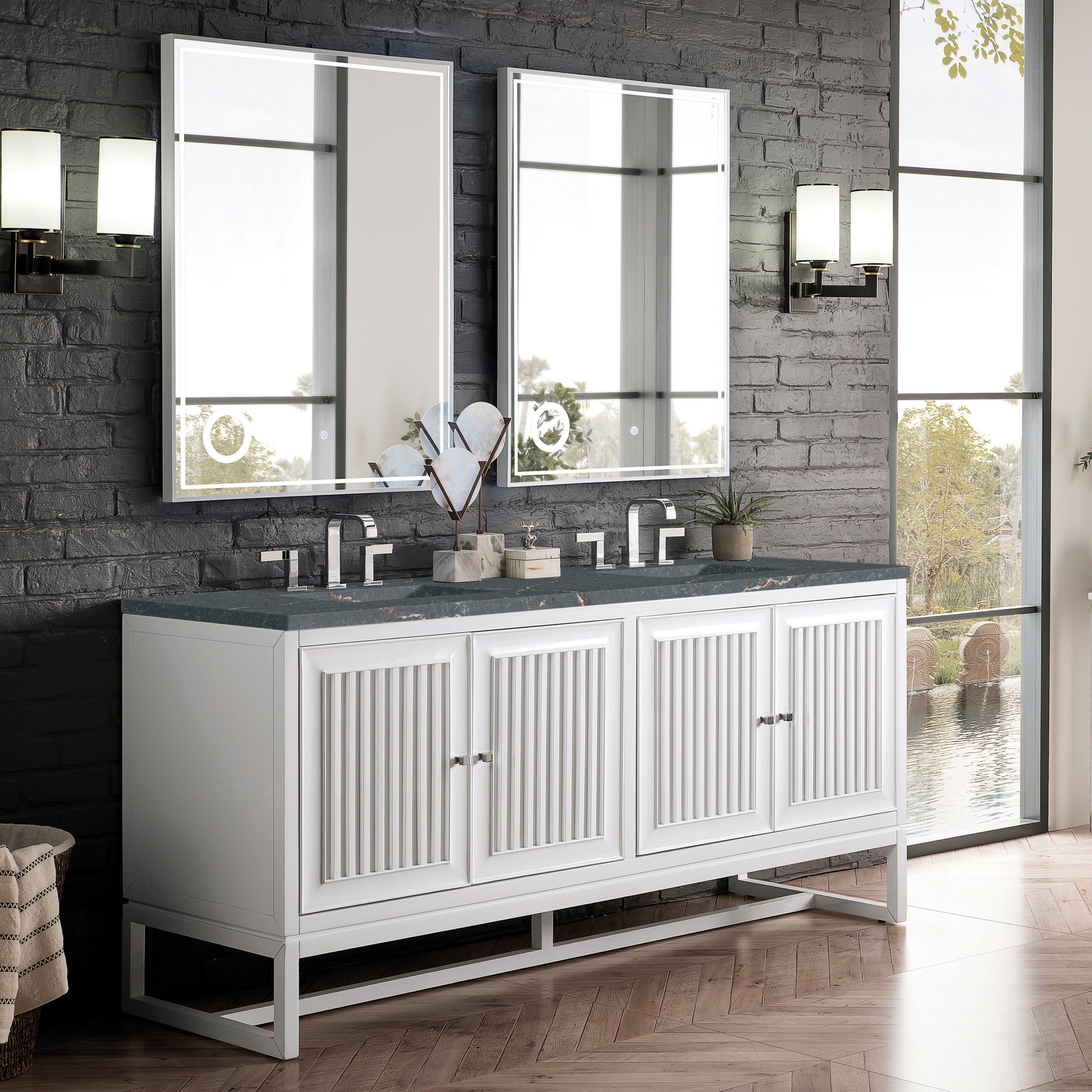 Glossy White / Parisien Bleu - 3 Faucet Holes