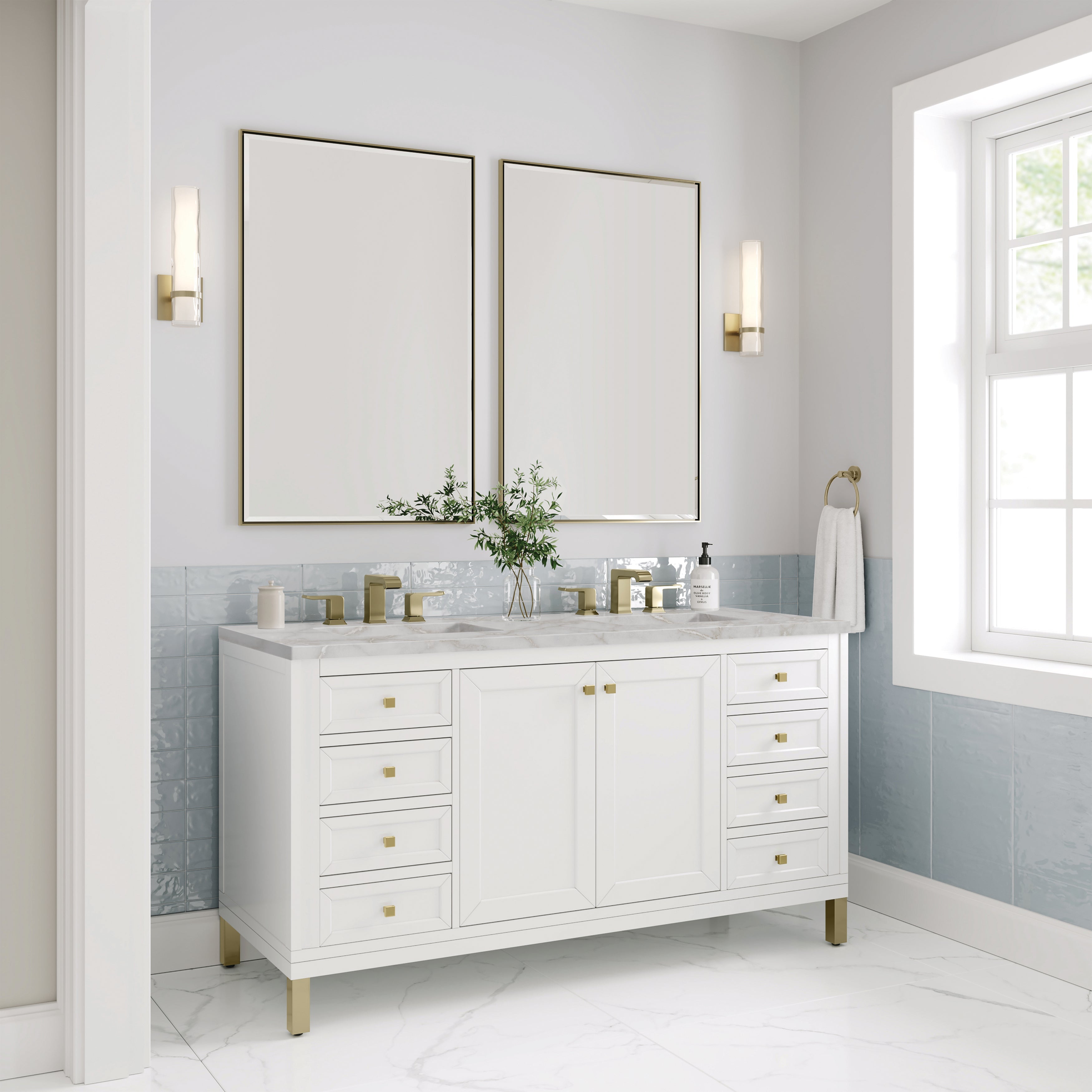 Glossy White / Victorian Silver - 3 Faucet Holes