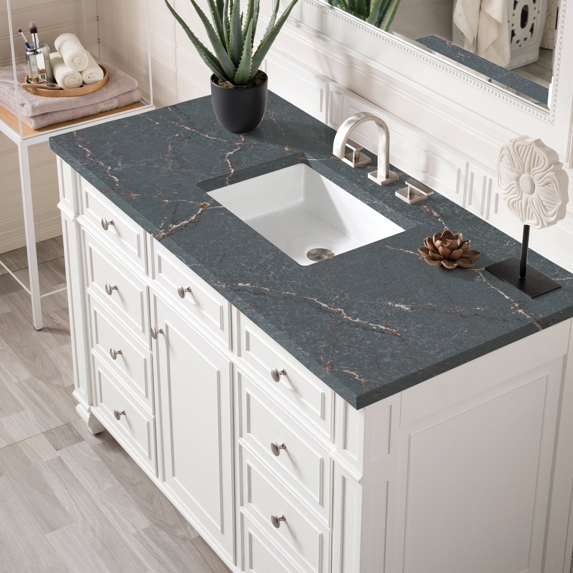 Bright White / Parisien Bleu - 3 Faucet Holes