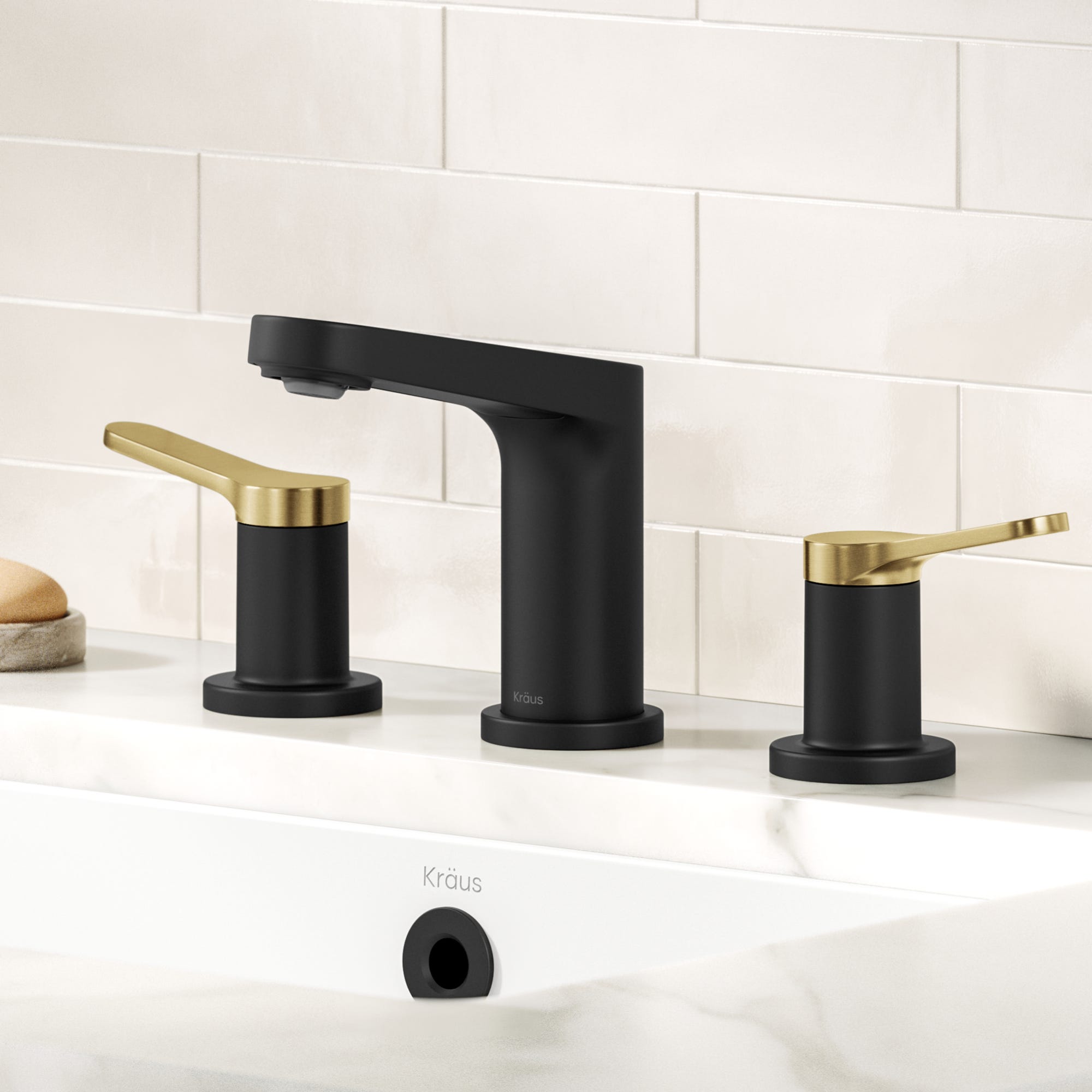 Spot Free Brushed Brass / Matte Black
