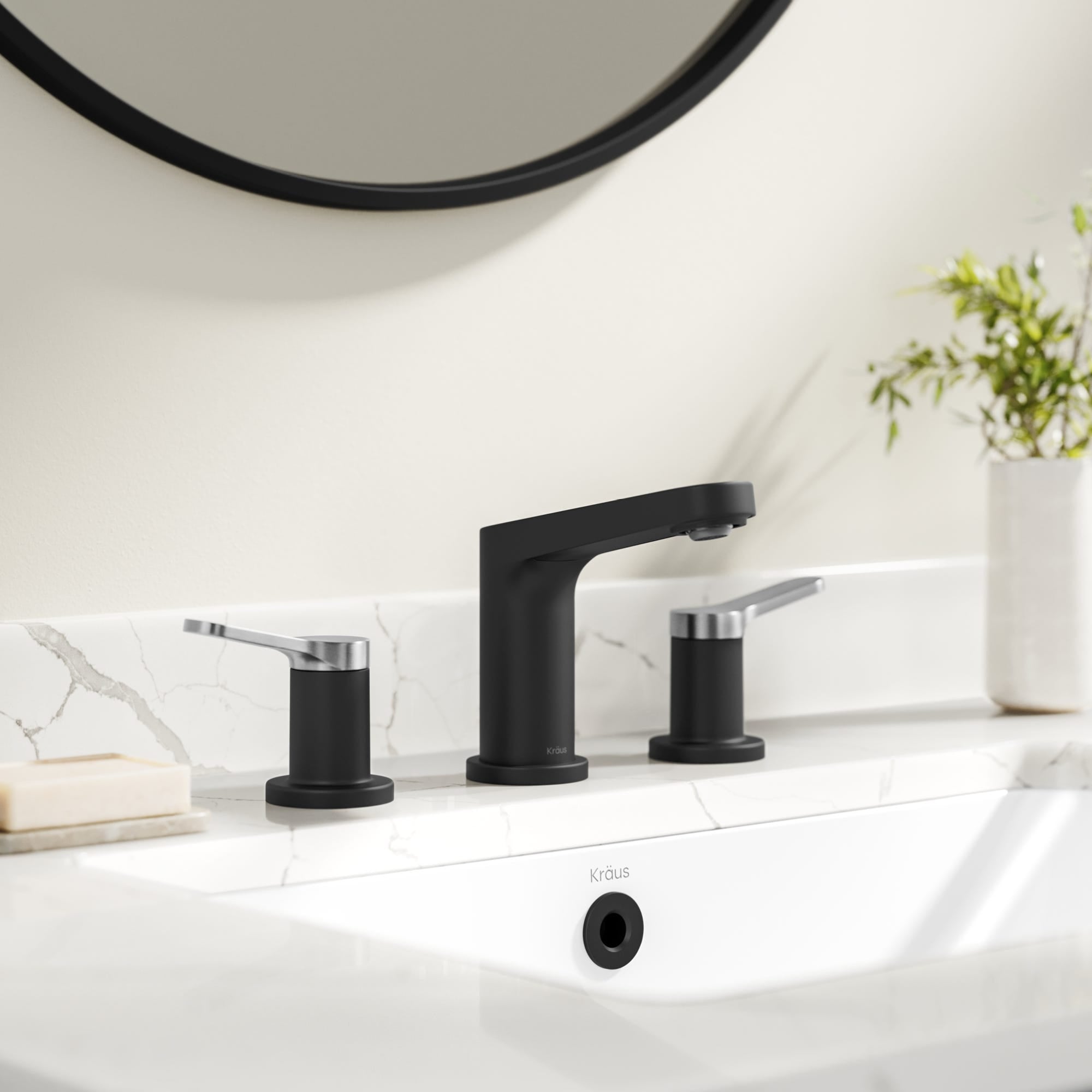 Spot Free Brushed Nickel / Matte Black