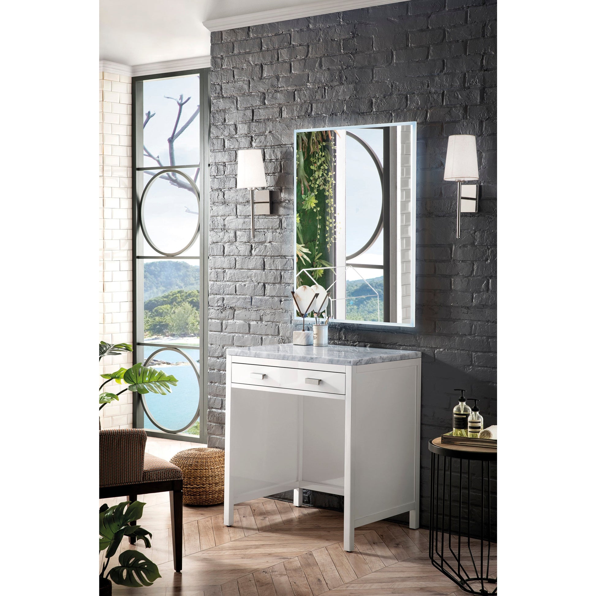 Glossy White / Carrara White