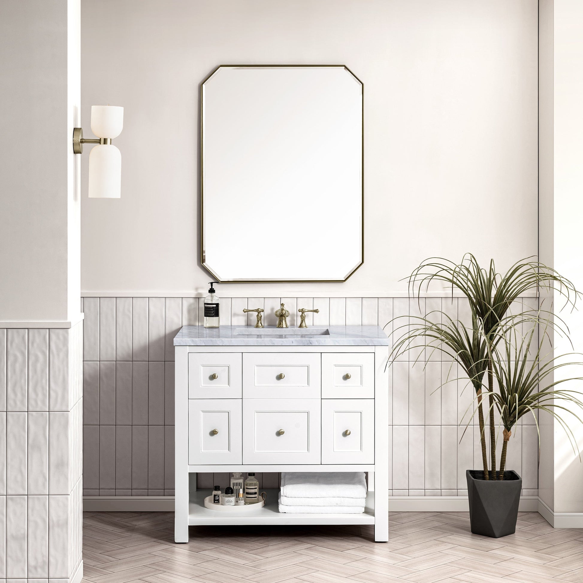 Bright White / Carrara White - 3 Faucet Holes