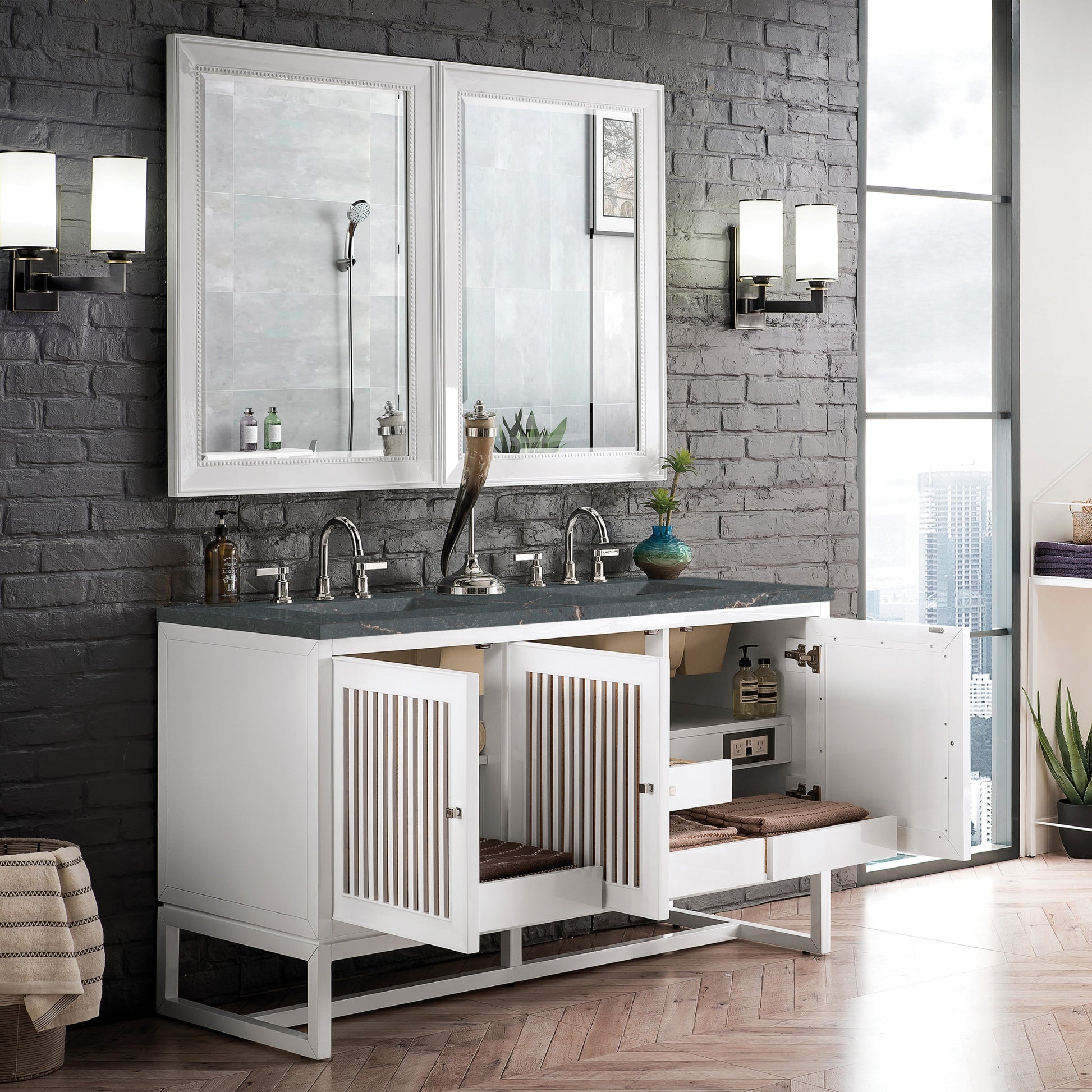 Glossy White / Parisien Bleu - 3 Faucet Holes