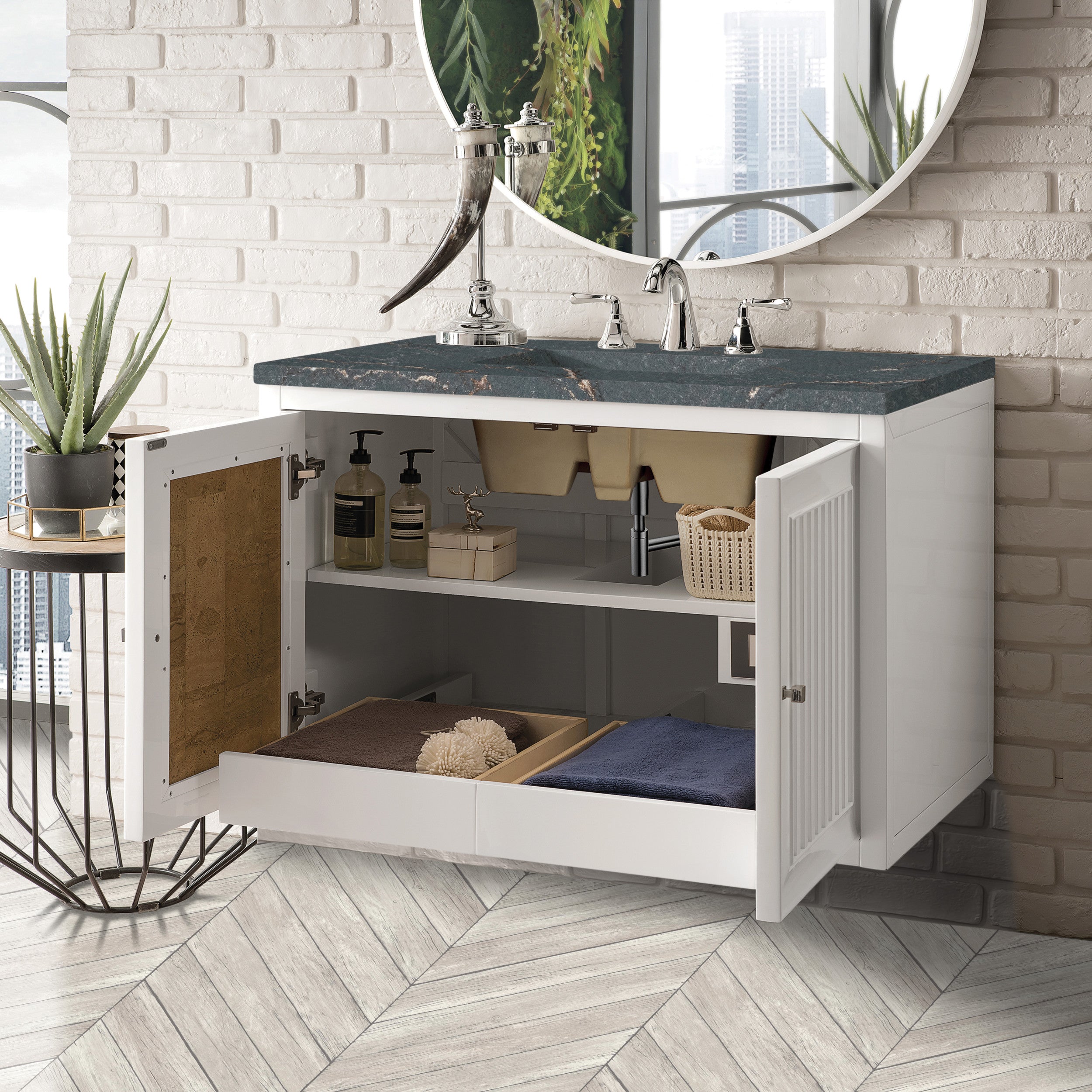Glossy White / Parisien Bleu - 3 Faucet Holes