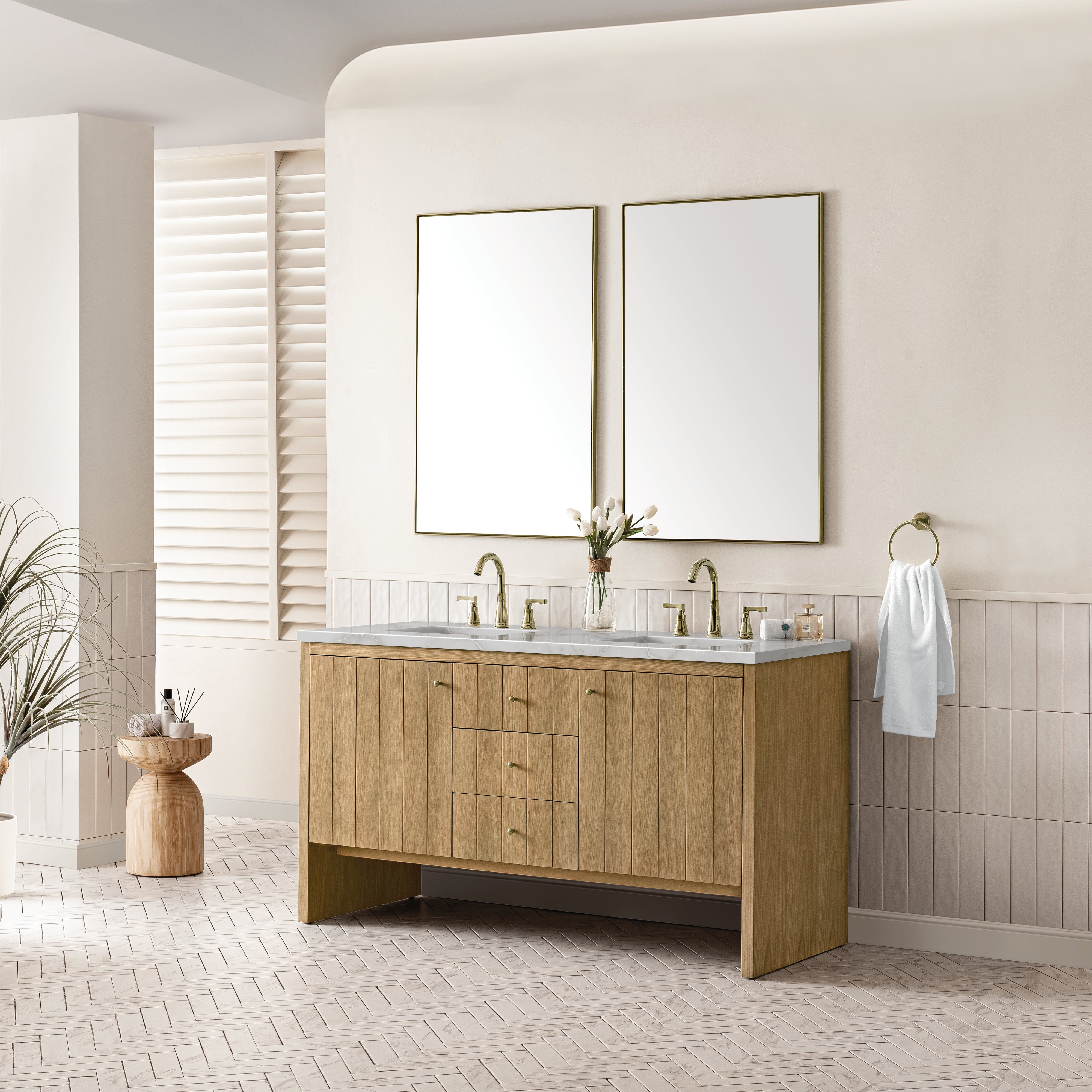 Light Natural Oak / Victorian Silver - 3 Faucet Holes