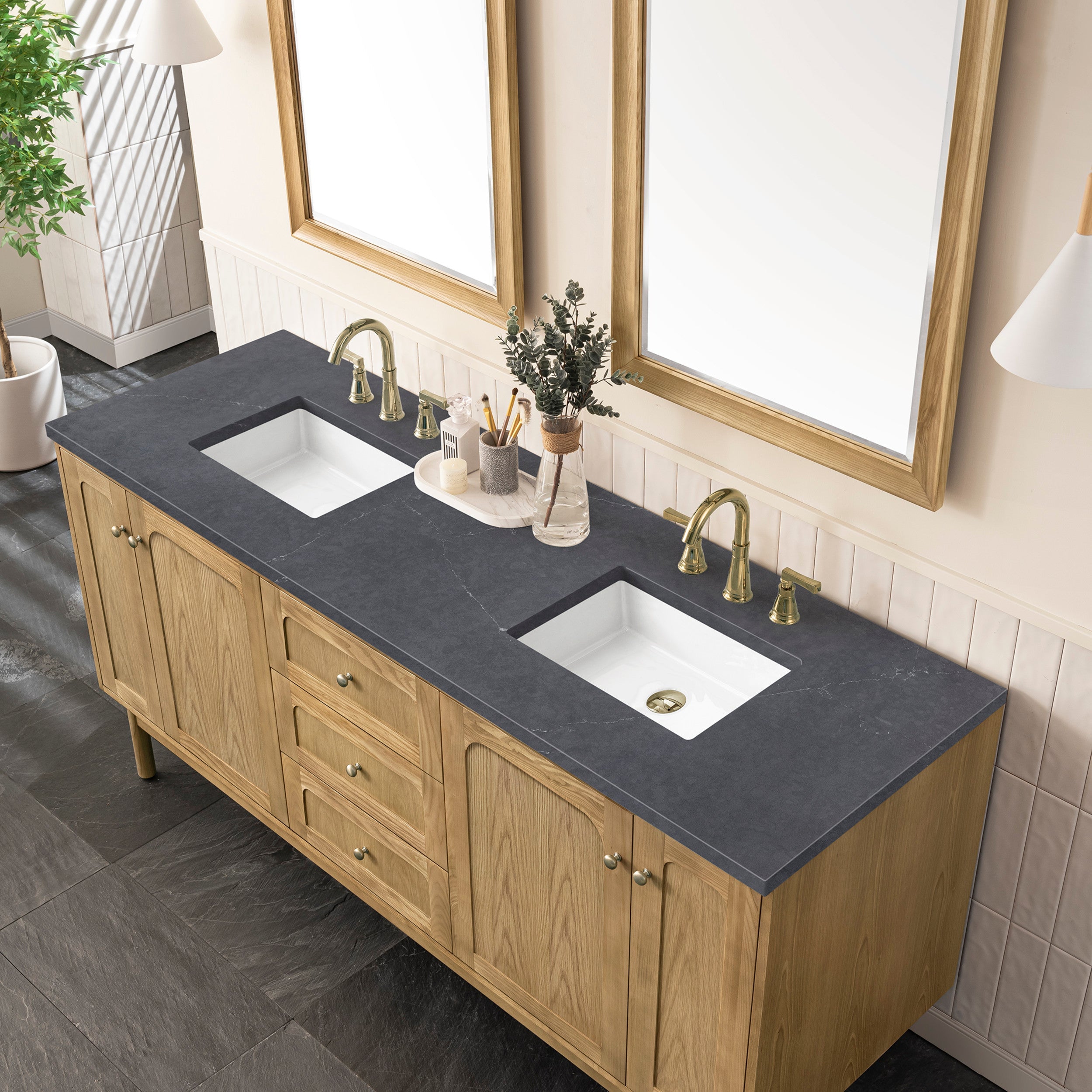 Light Natural Oak / Charcoal Soapstone - 3 Faucet Holes