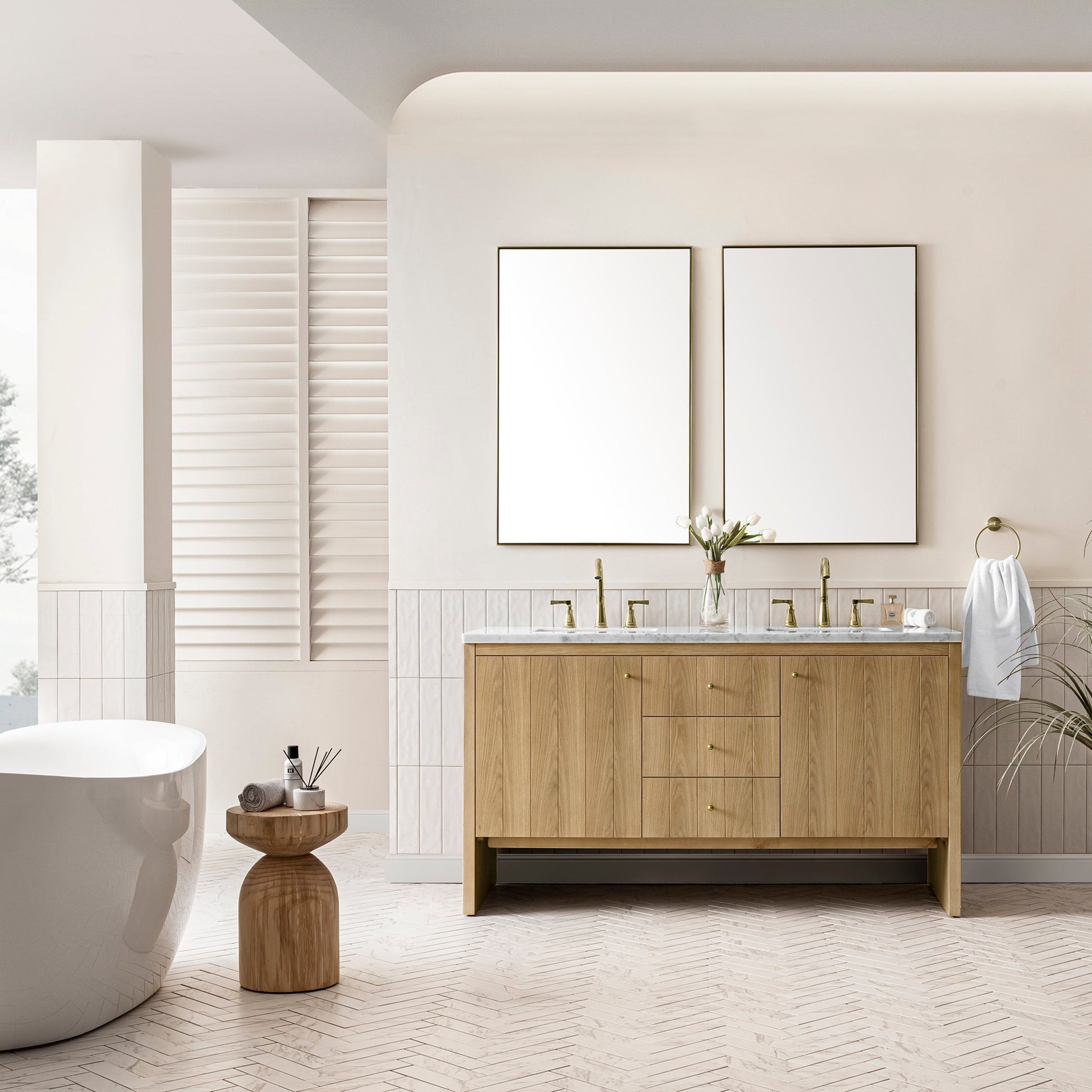 Light Natural Oak / Carrara White - 3 Faucet Holes