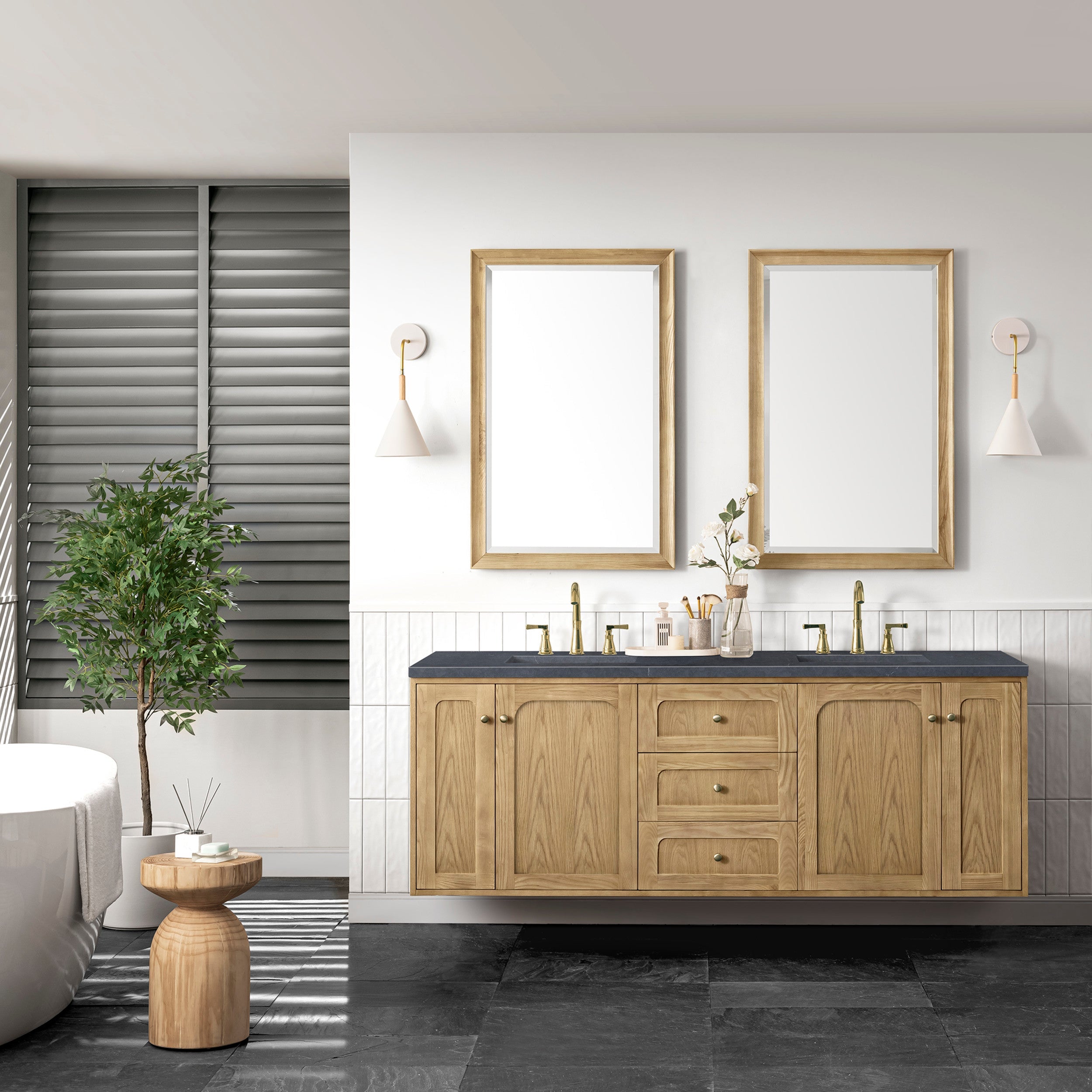 Light Natural Oak / Charcoal Soapstone - 3 Faucet Holes