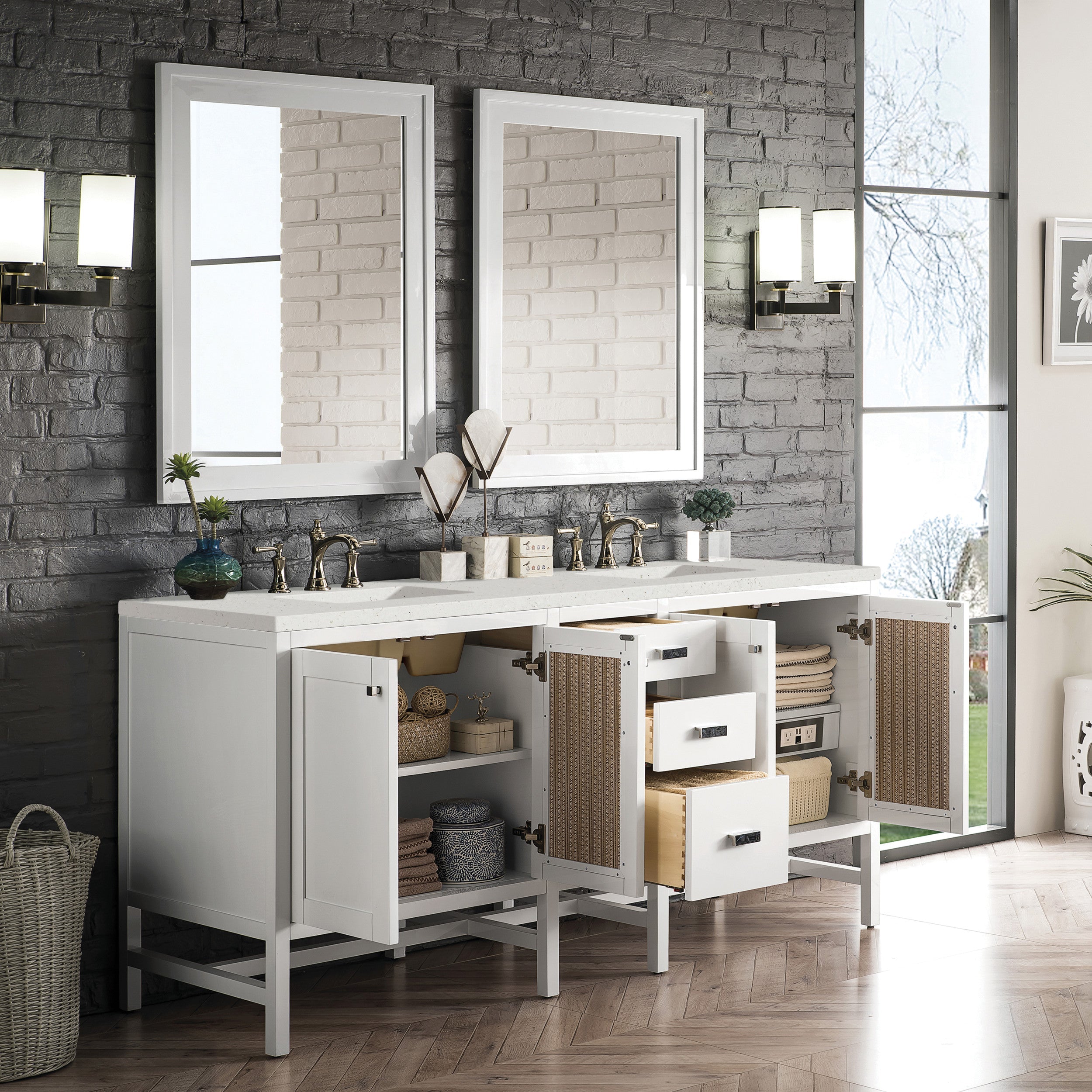 Glossy White / Lime Delight - 3 Faucet Holes
