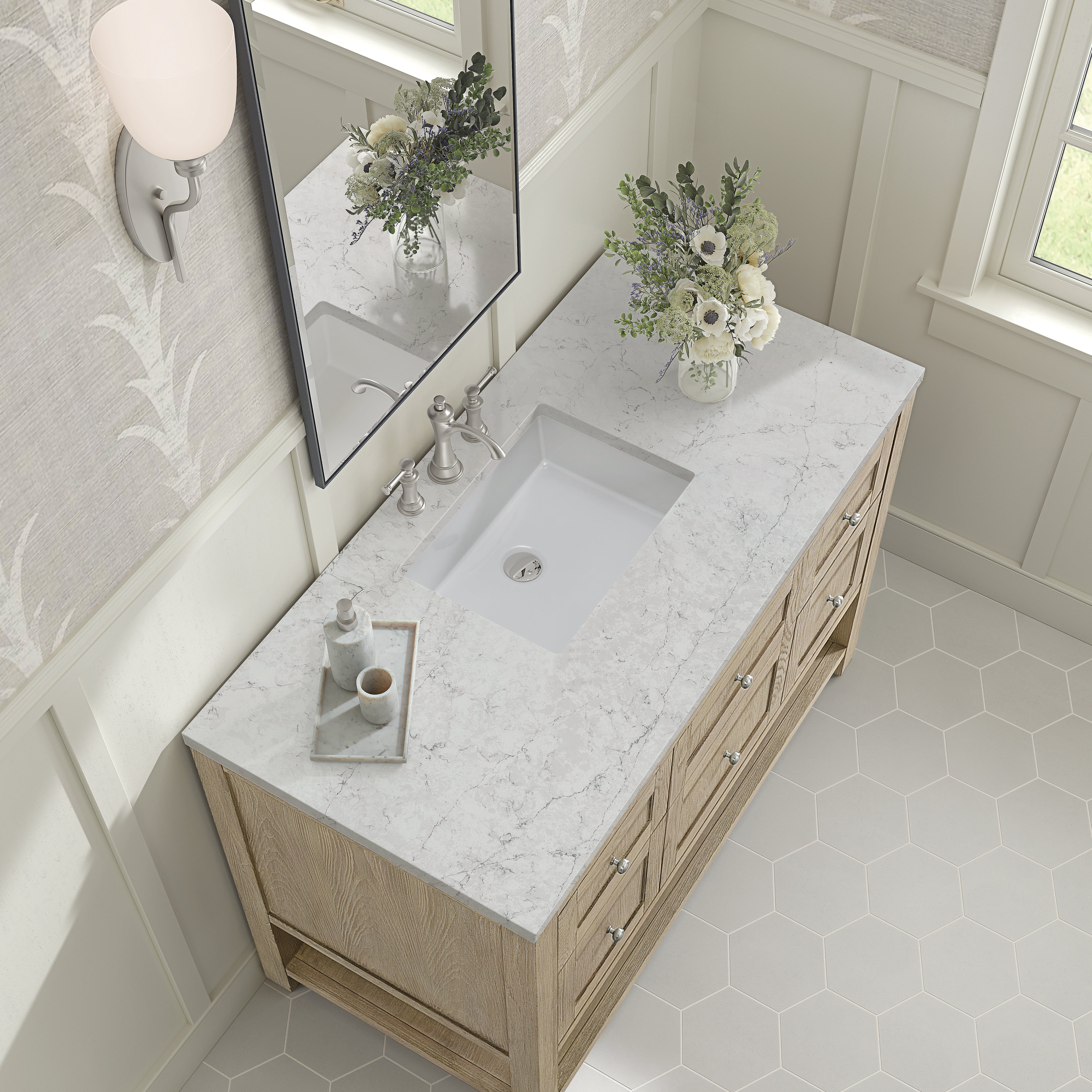 Whitewashed Oak / Eternal Jasmine Pearl - 3 Faucet Holes