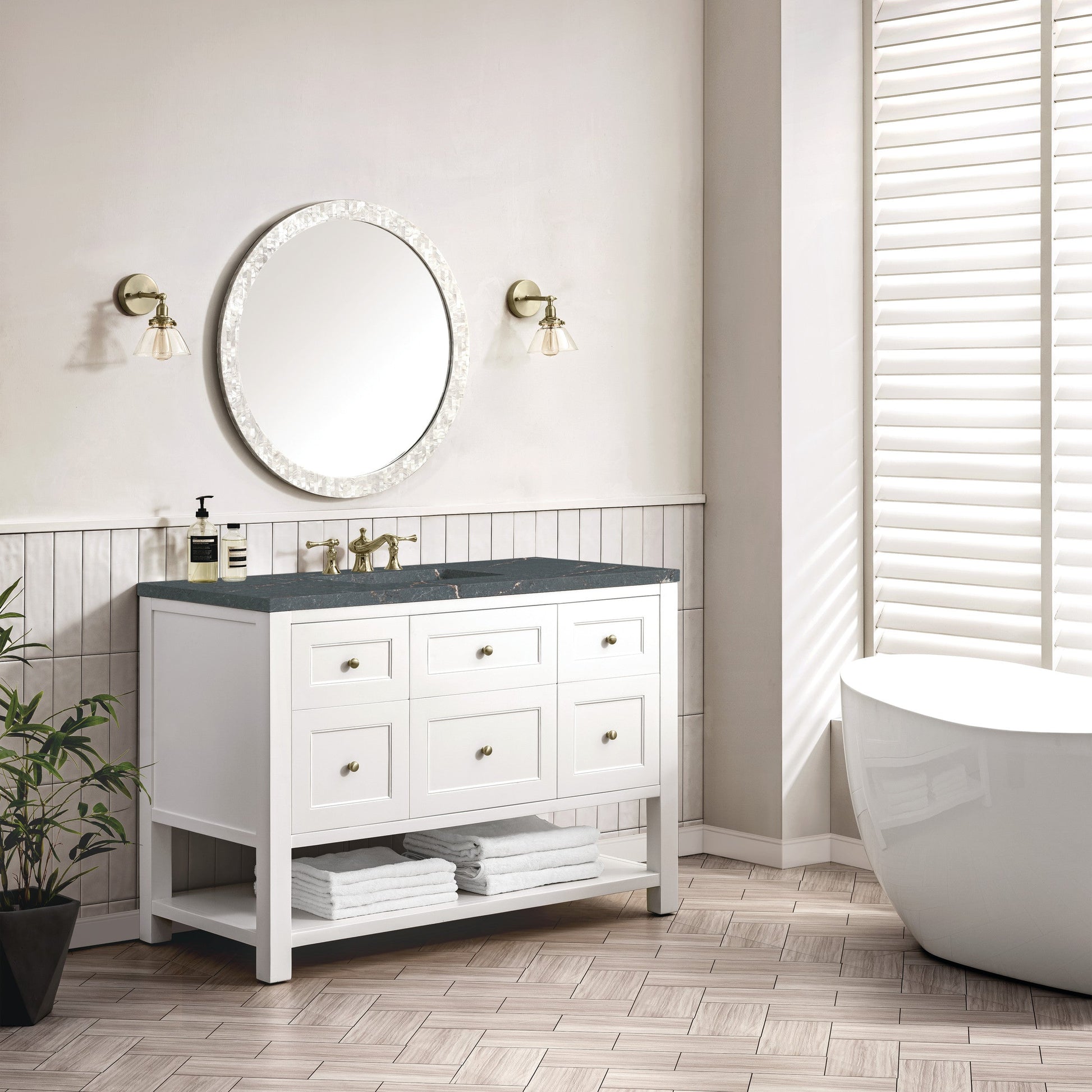 Bright White / Parisien Bleu - 3 Faucet Holes