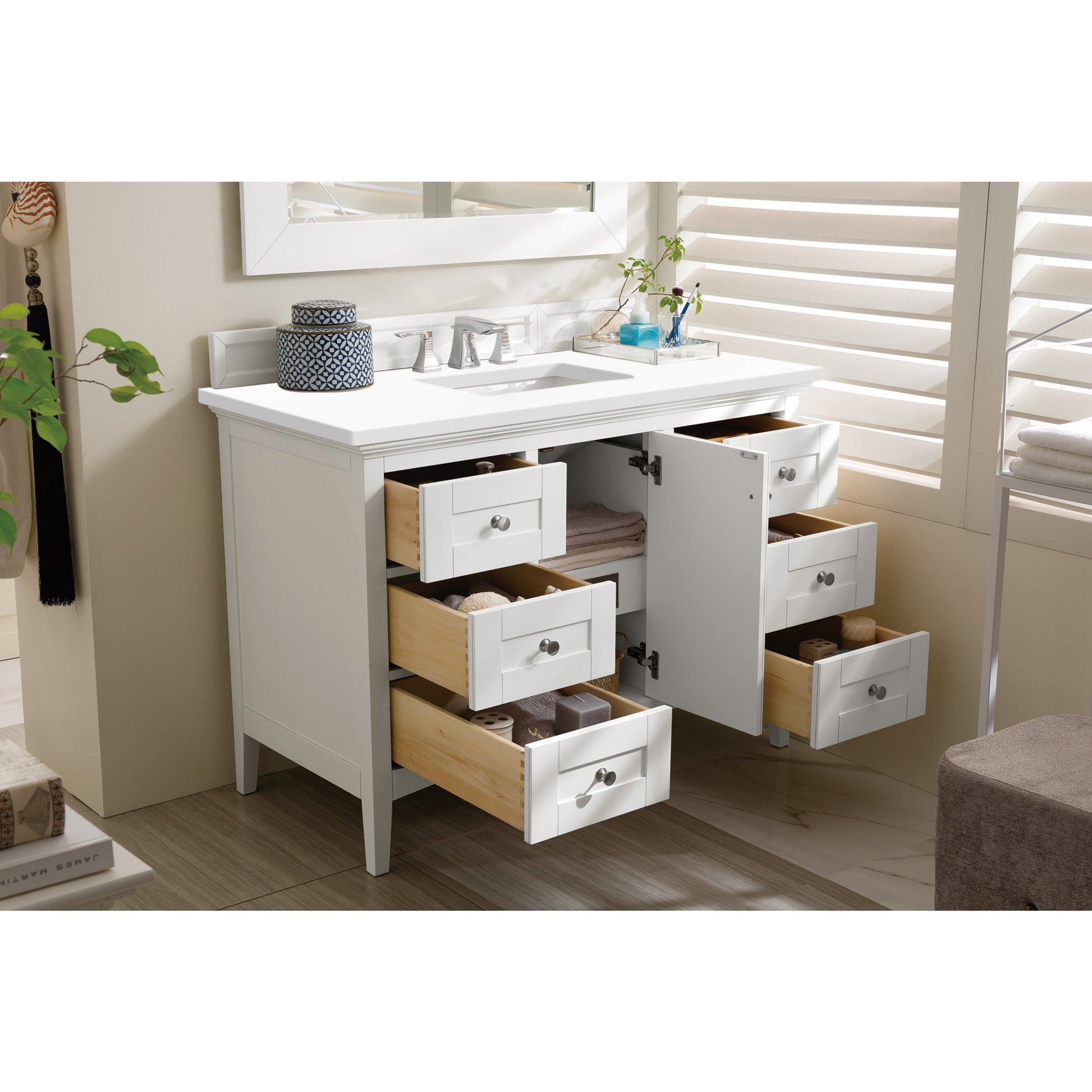 Bright White / White Zeus - 3 Faucet Holes