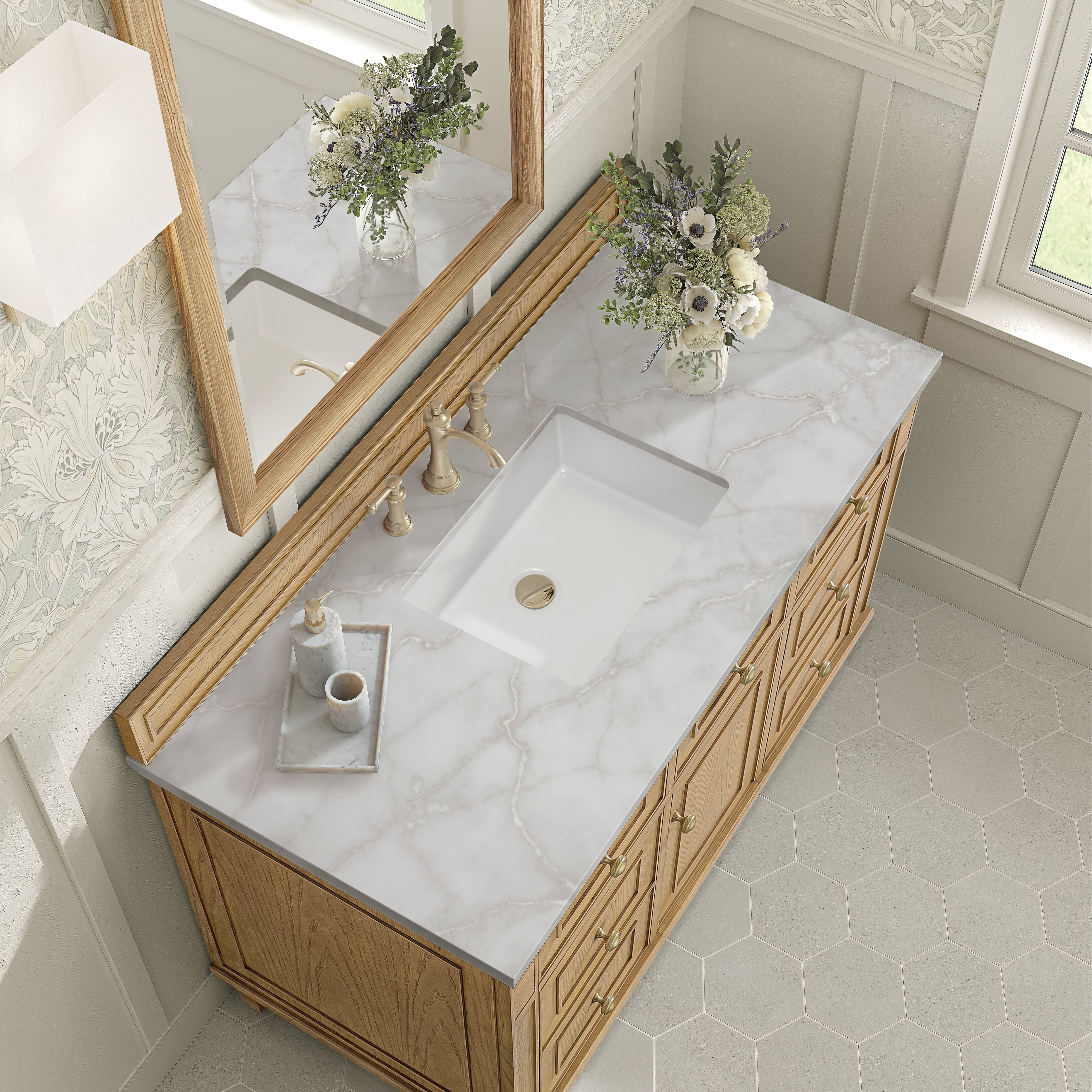 Light Natural Oak / Victorian Silver - 3 Faucet Holes