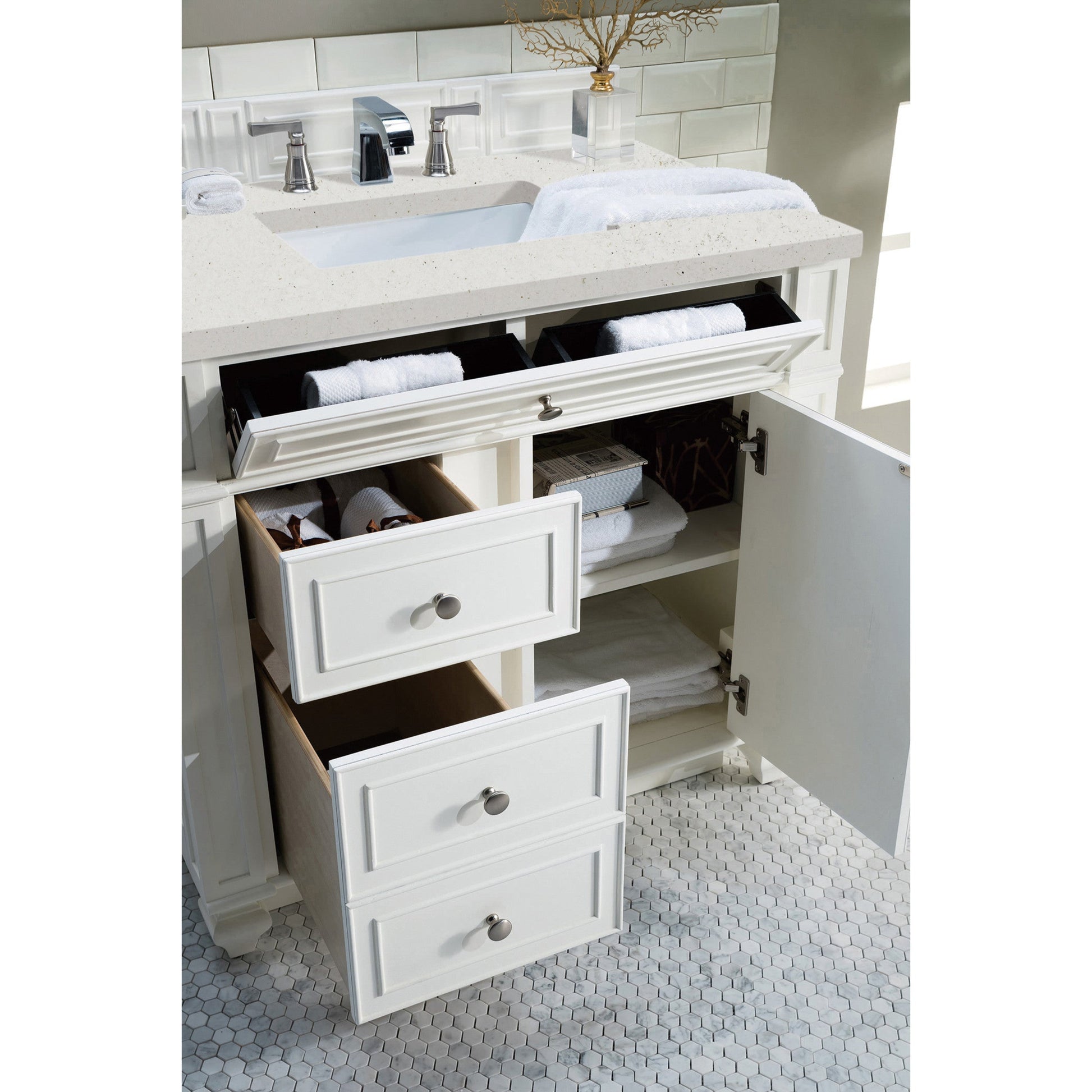 Bright White / Lime Delight - 3 Faucet Holes