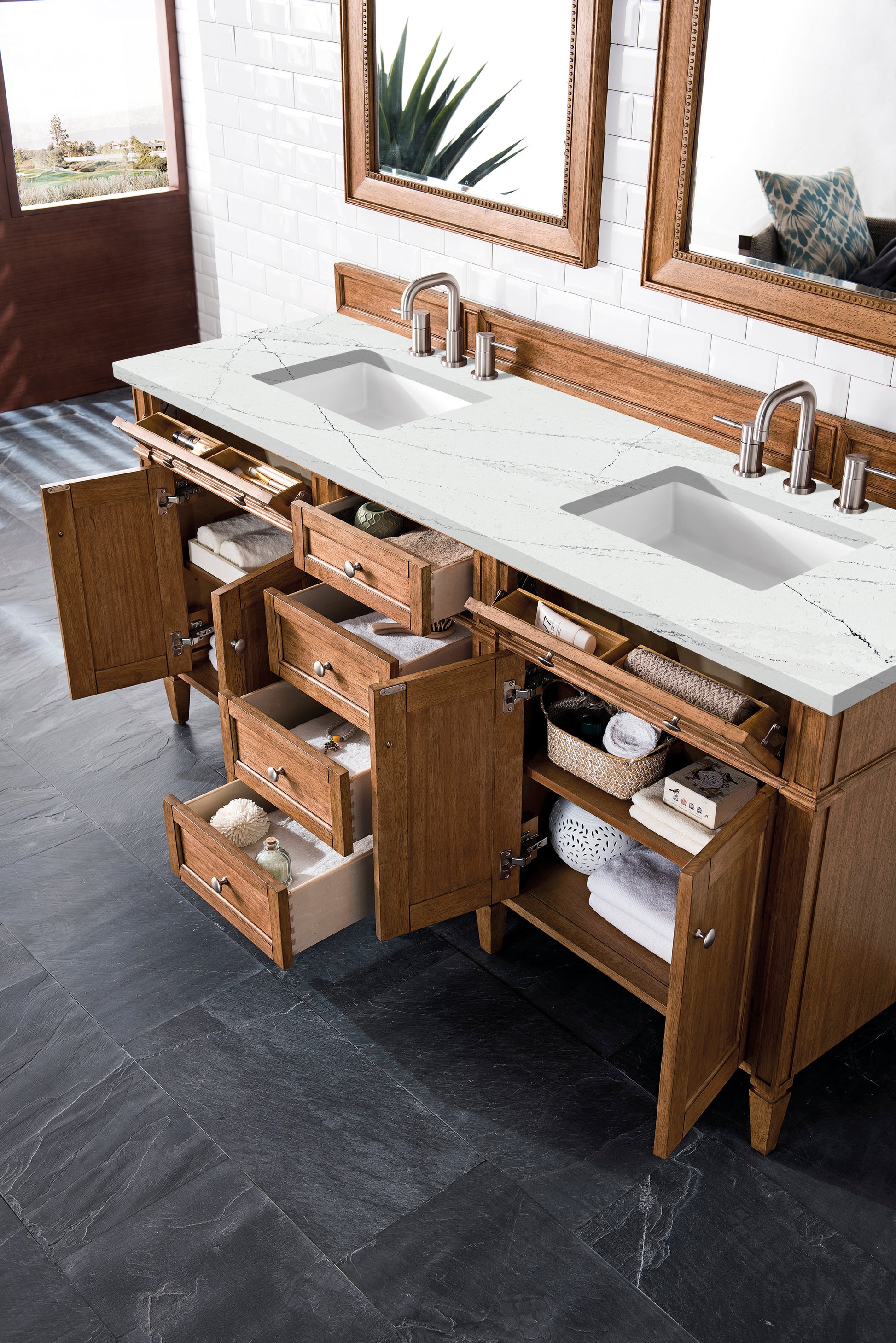 Saddle Brown / Ethereal Noctis - 3 Faucet Holes