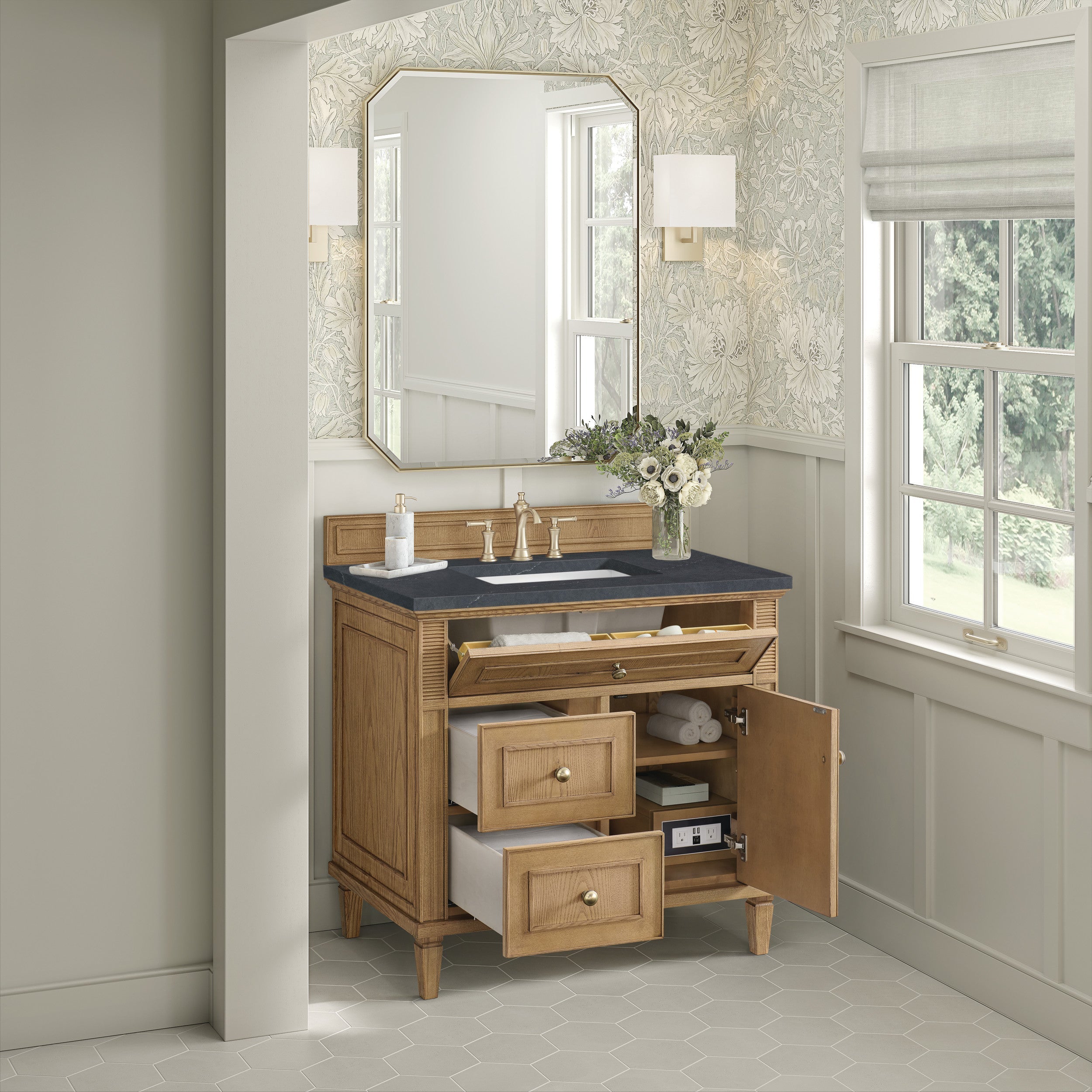Light Natural Oak / Charcoal Soapstone - 3 Faucet Holes