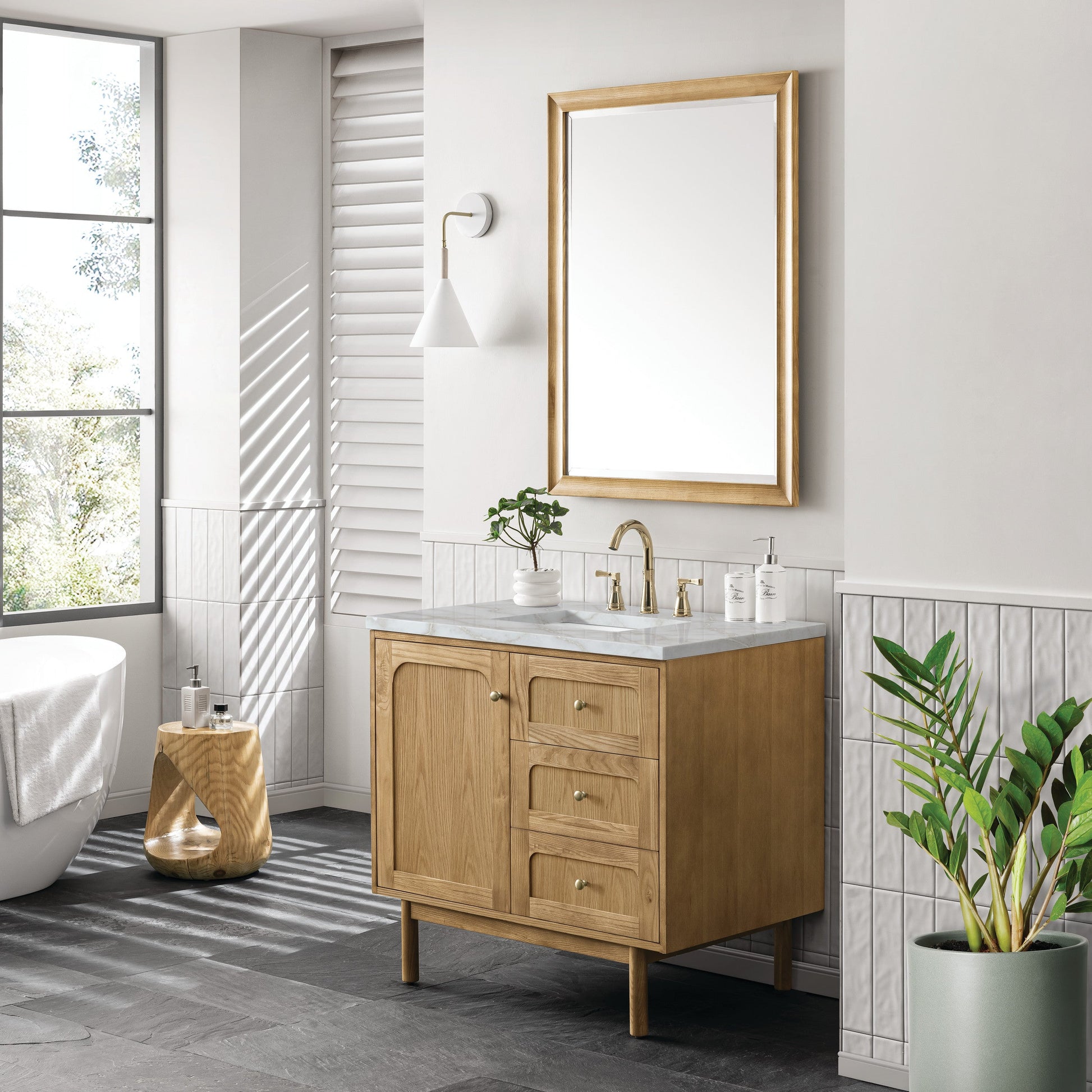Light Natural Oak / Victorian Silver - 3 Faucet Holes