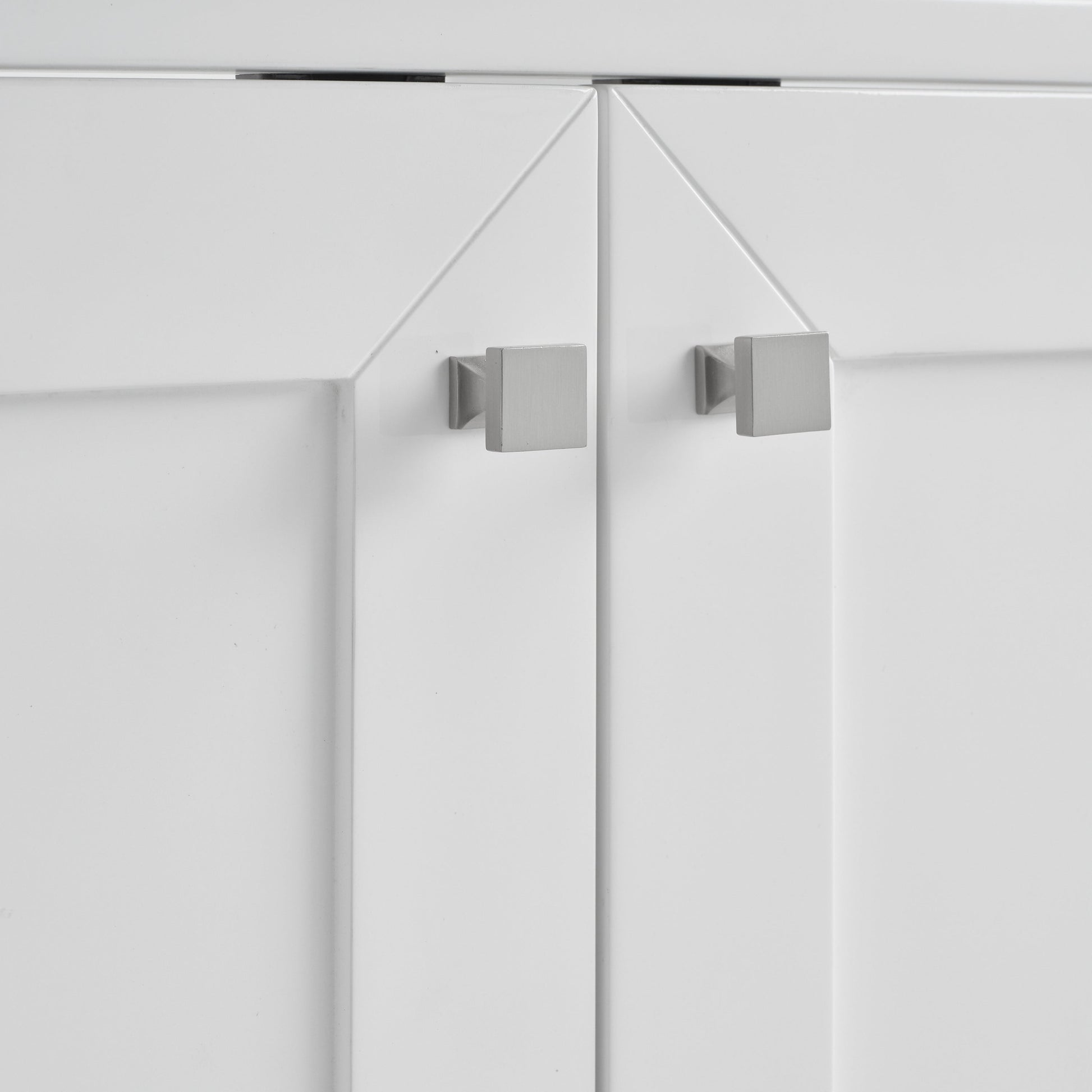 Glossy White / Brushed Nickel