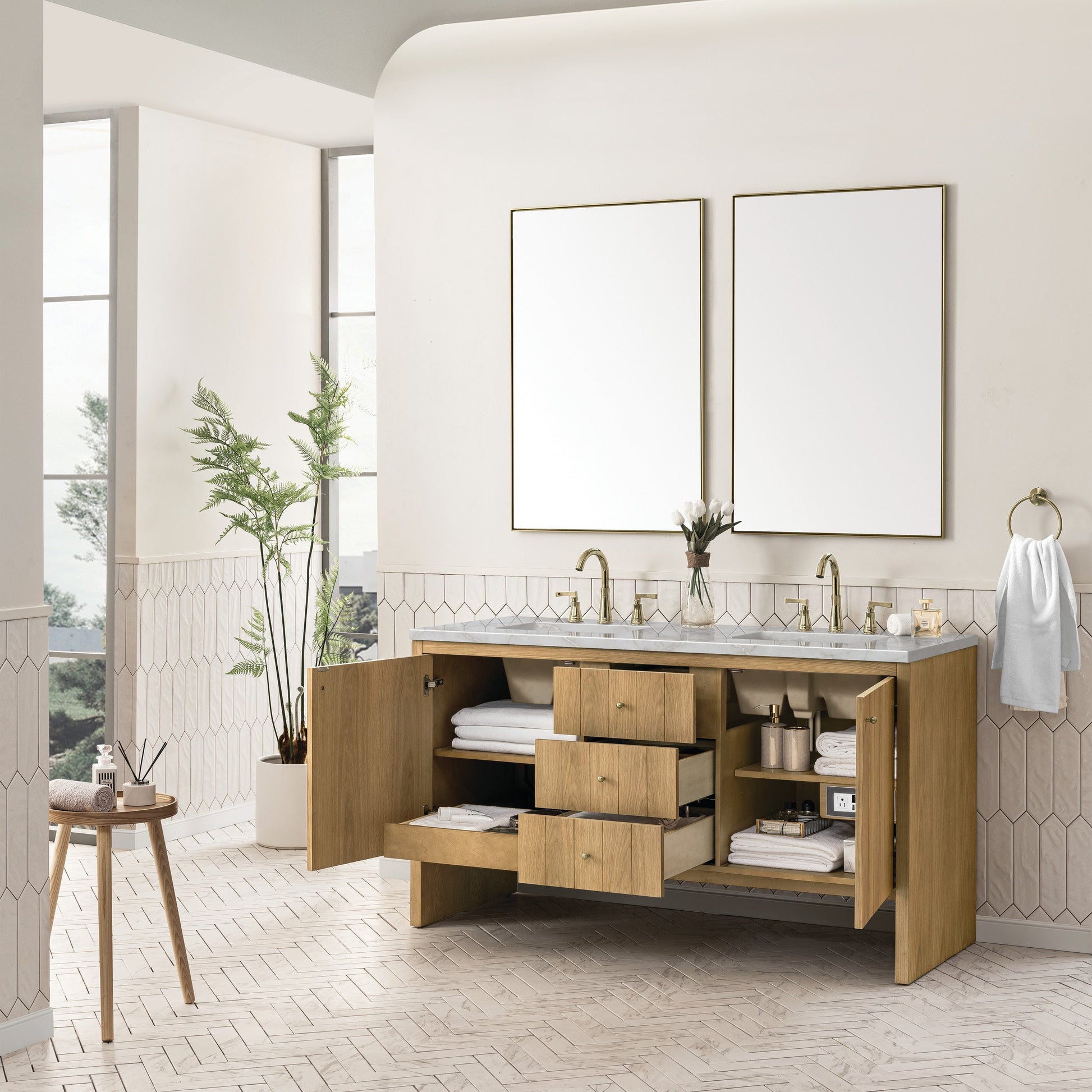 Light Natural Oak / Victorian Silver - 3 Faucet Holes