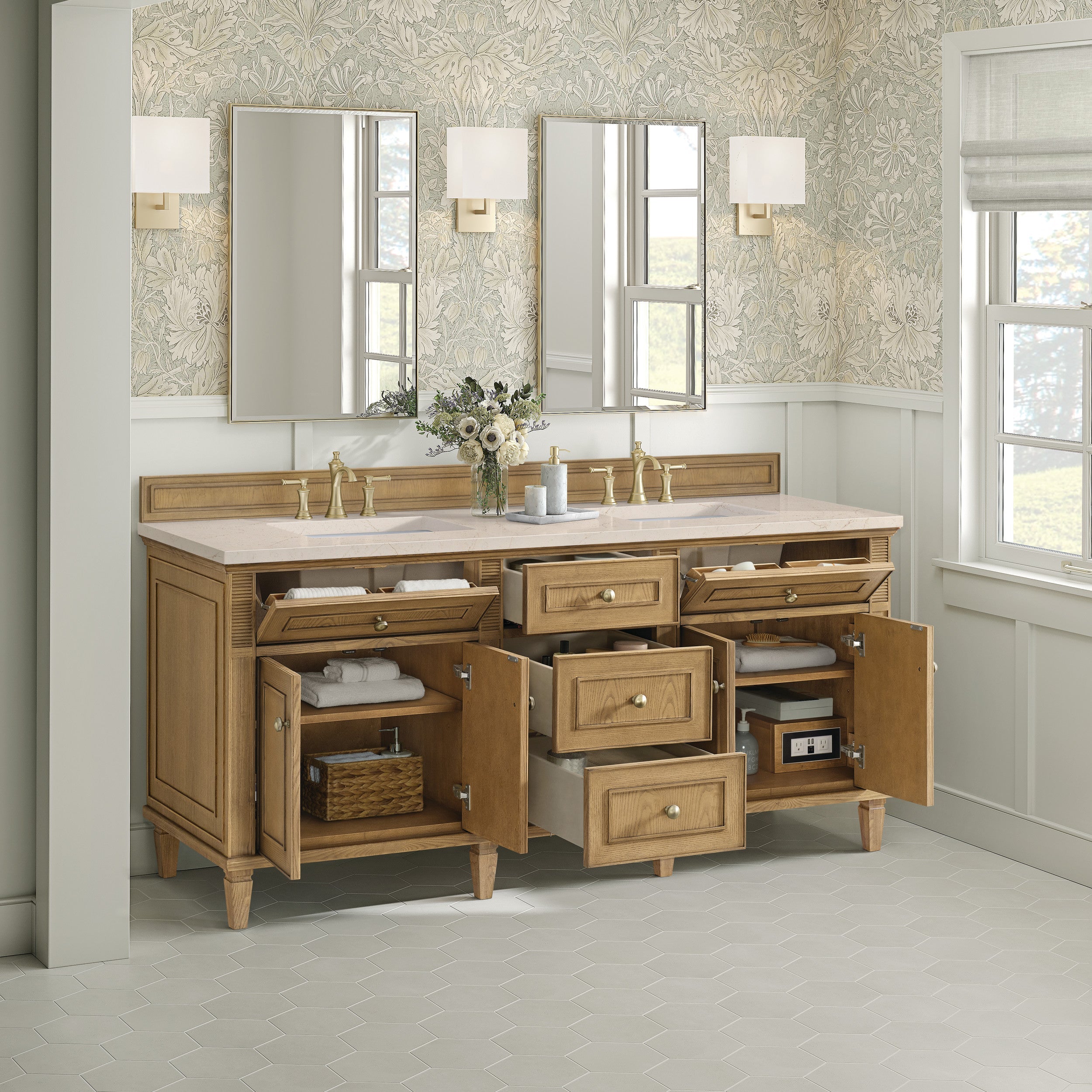 Light Natural Oak / Eternal Marfil - 3 Faucet Holes
