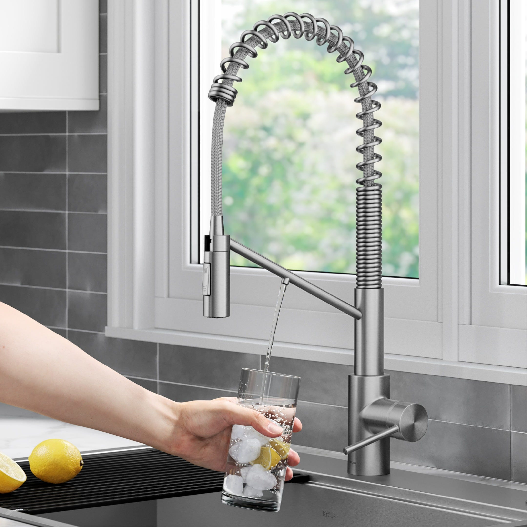 Spot Free Stainless Steel / 2-in-1 Filter / No
