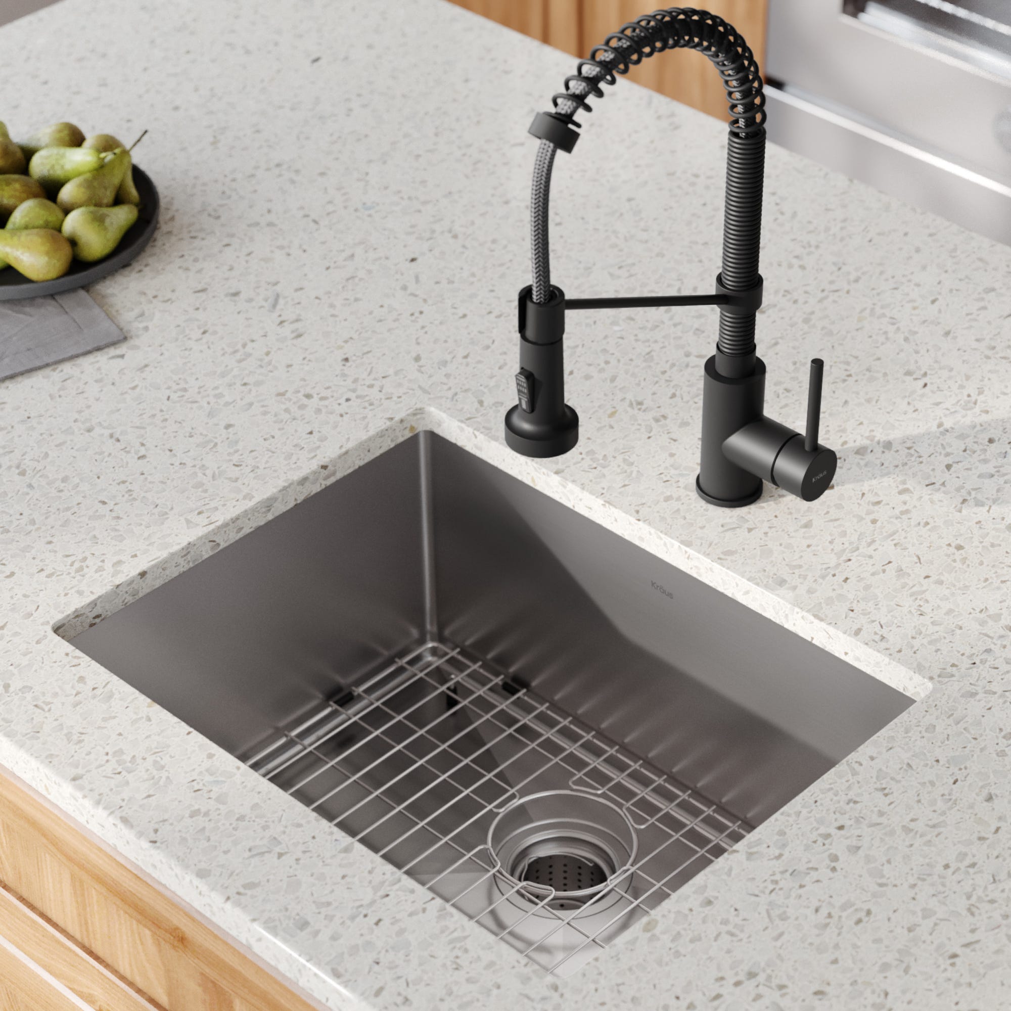 Stainless Steel / Matte Balck