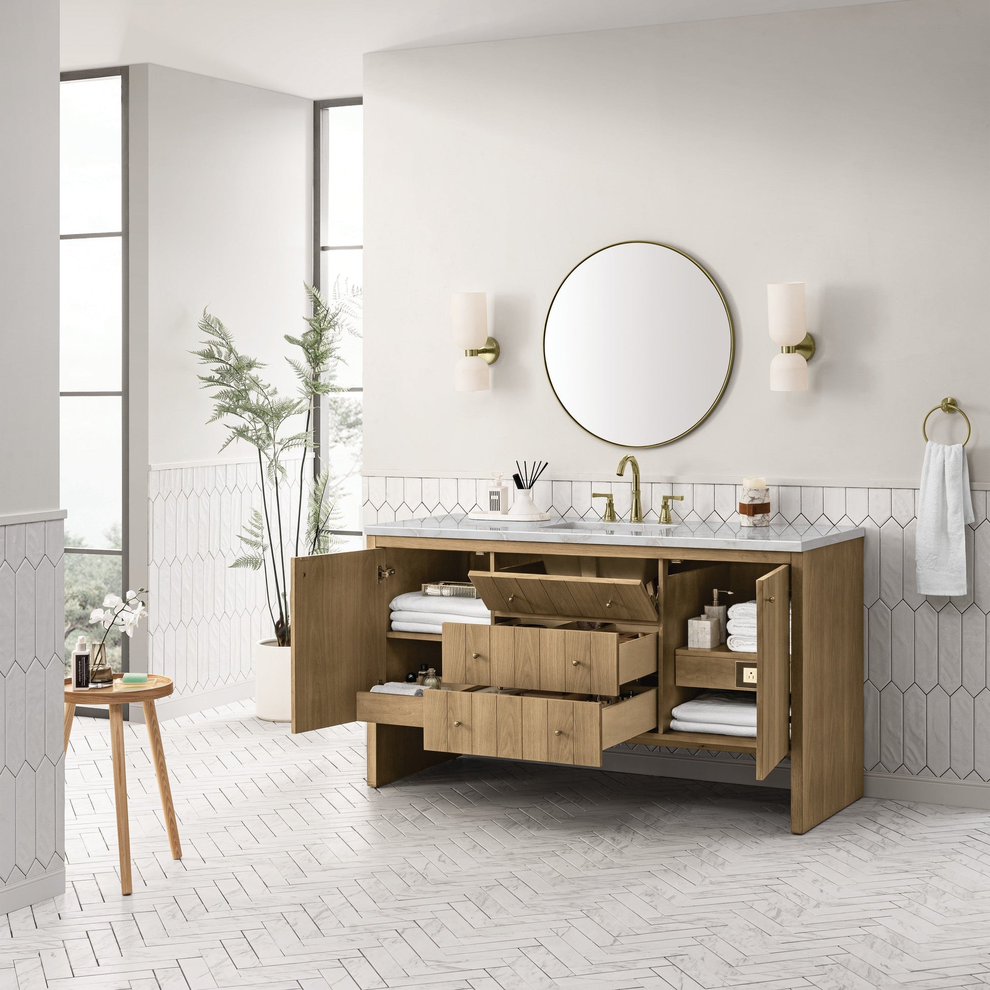Light Natural Oak / Victorian Silver - 3 Faucet Holes