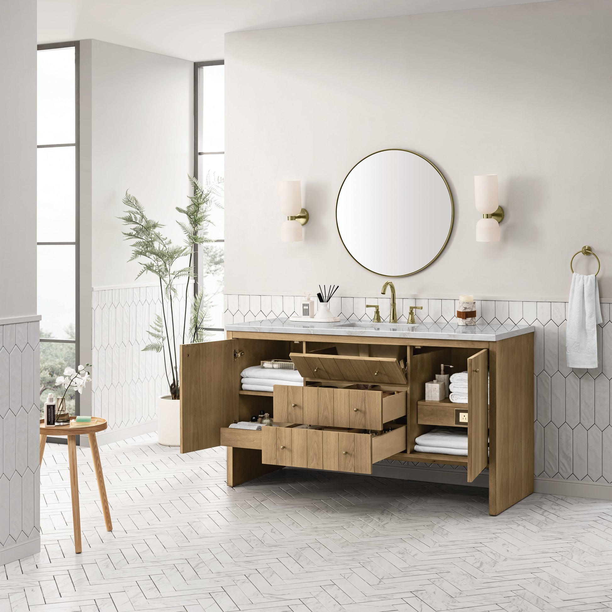 Light Natural Oak / Victorian Silver - 3 Faucet Holes