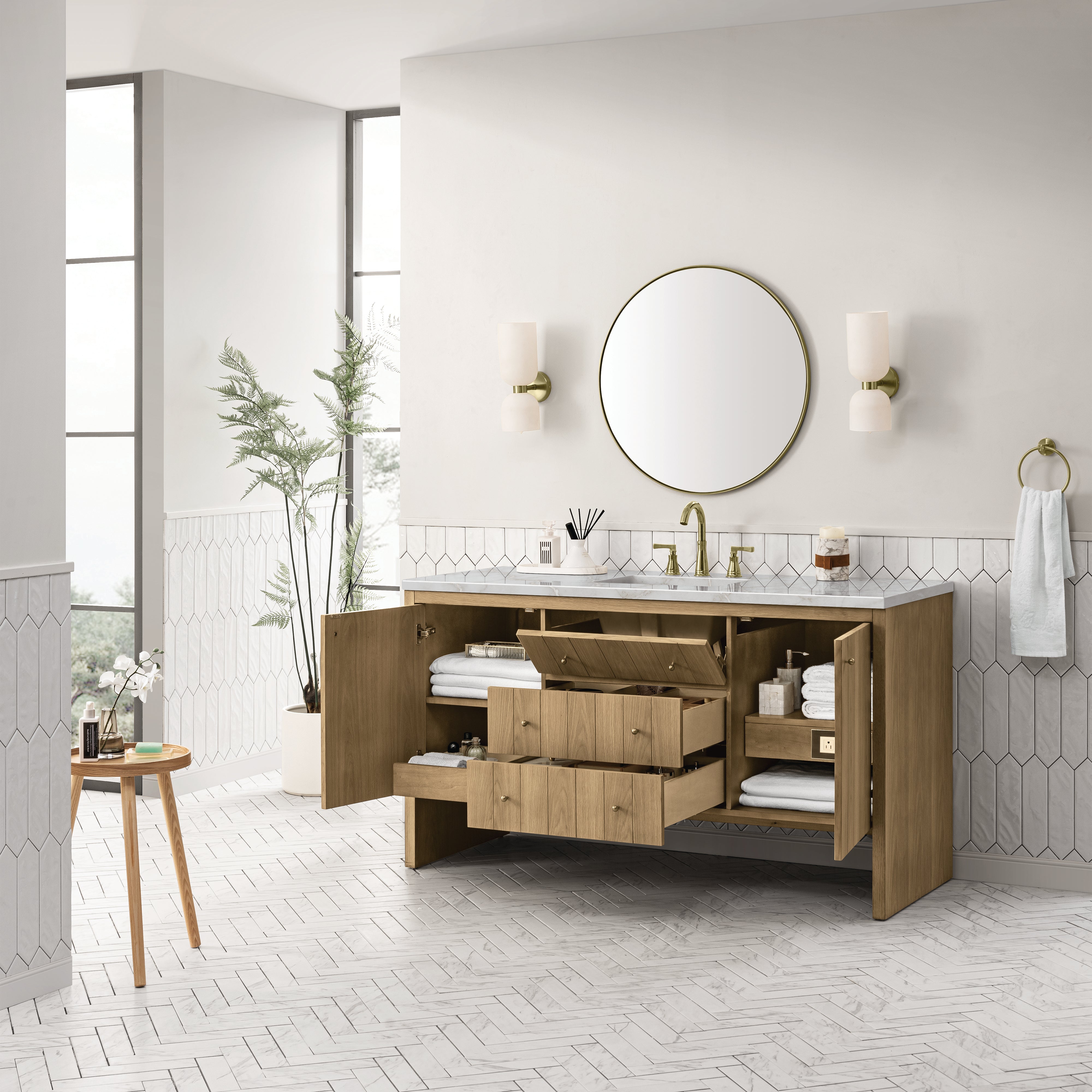 Light Natural Oak / Victorian Silver - 3 Faucet Holes