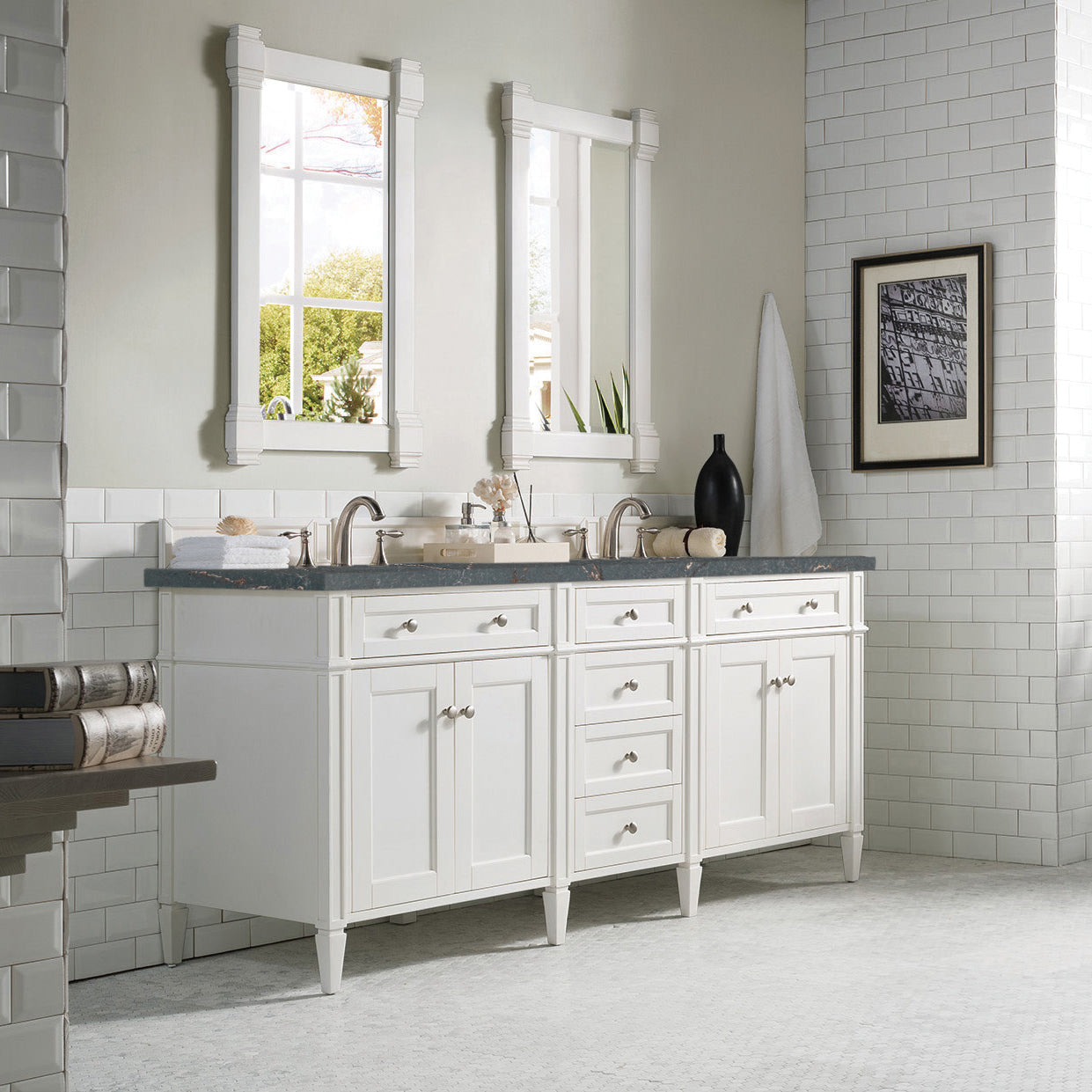 Bright White / Parisien Bleu - 3 Faucet Holes