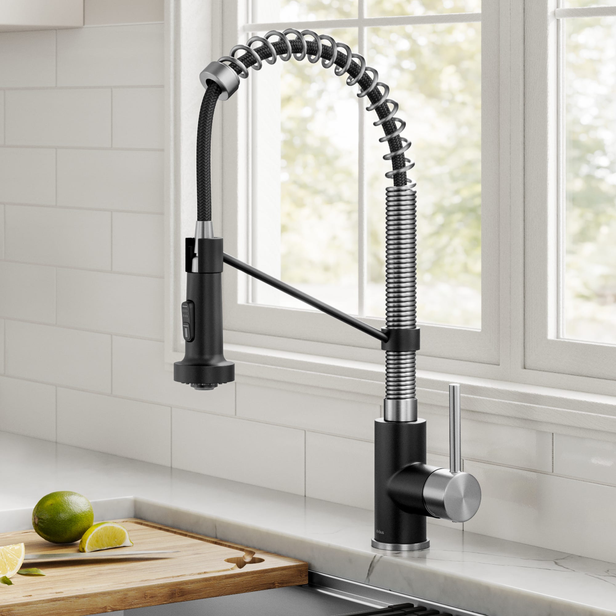 Stainless Steel / Matte Black / Pull Down