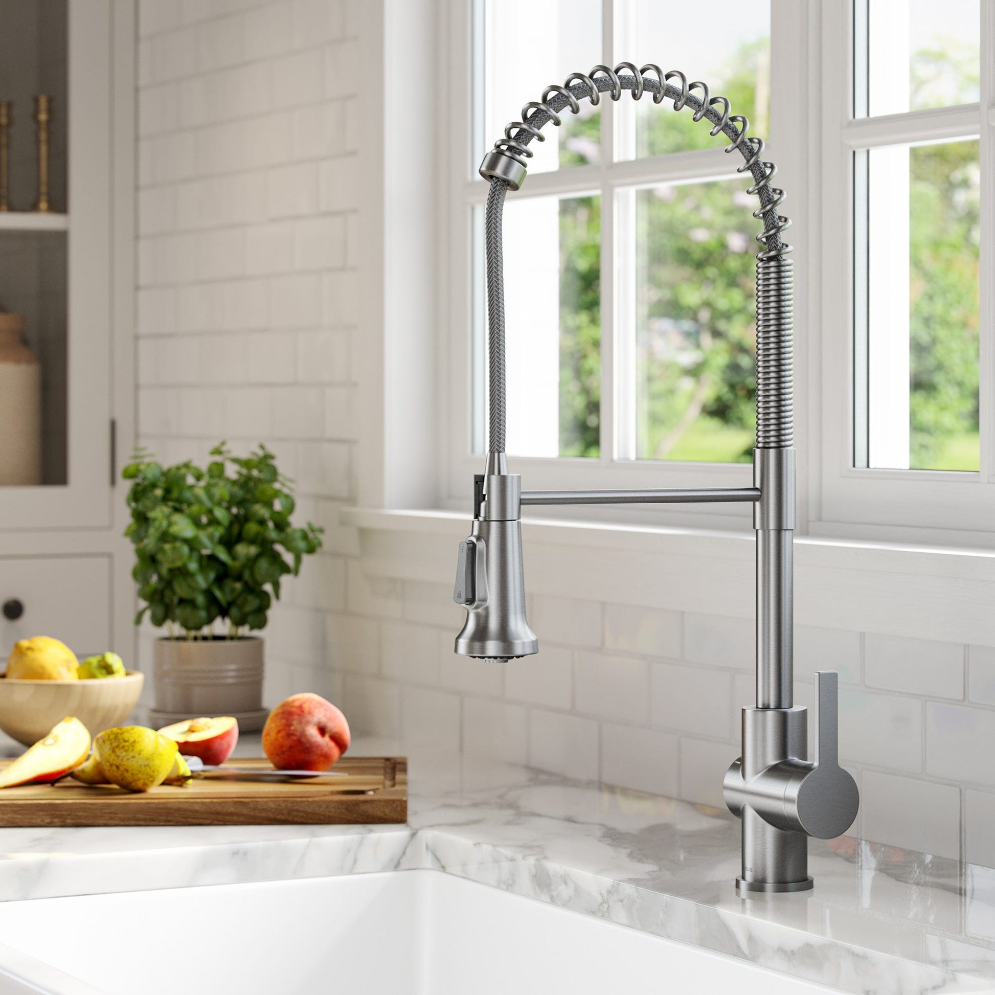Spot Free Stainless Steel / Pull Down