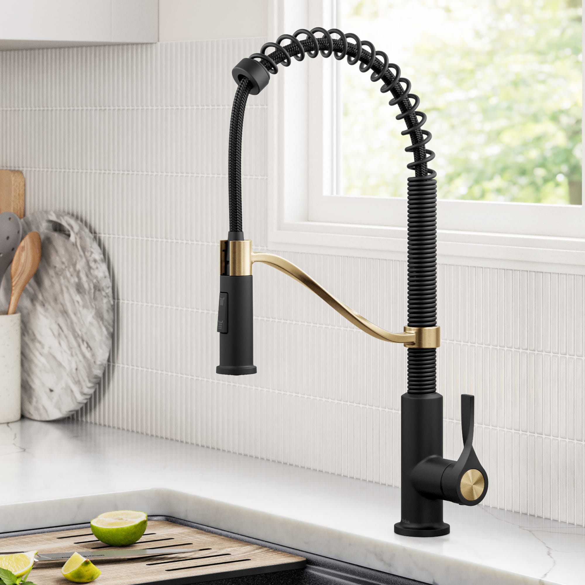 Spot Free Brushed Brass / Matte Black