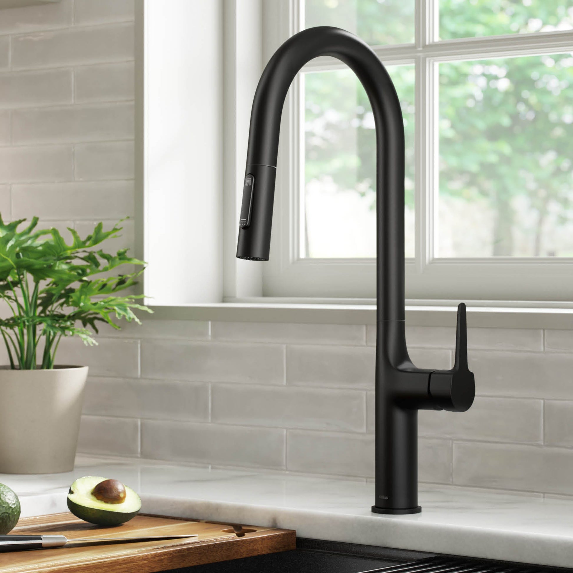 Matte Black / Pull Down